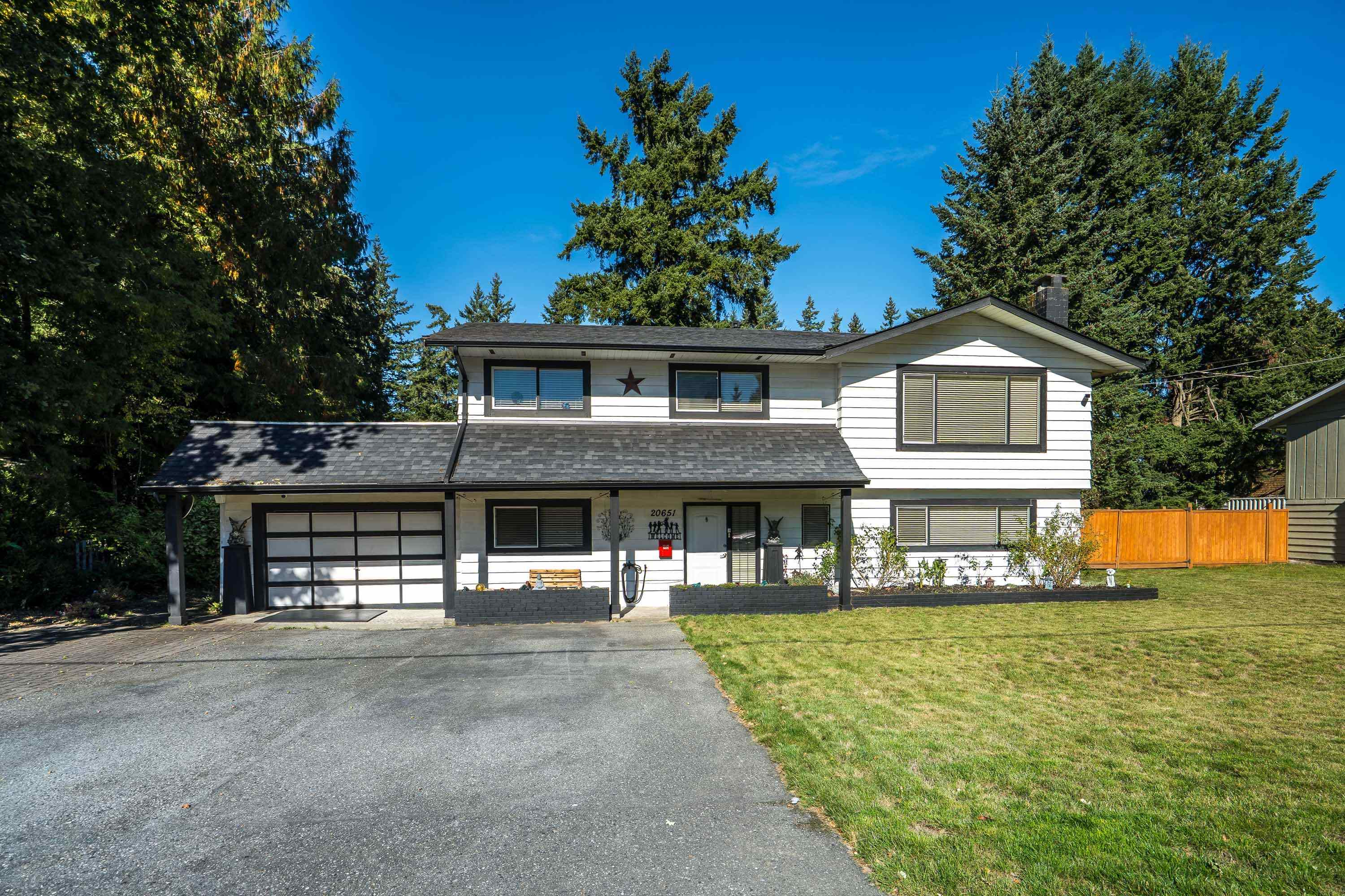 44 Avenue, Langley, BC V3A 3E5