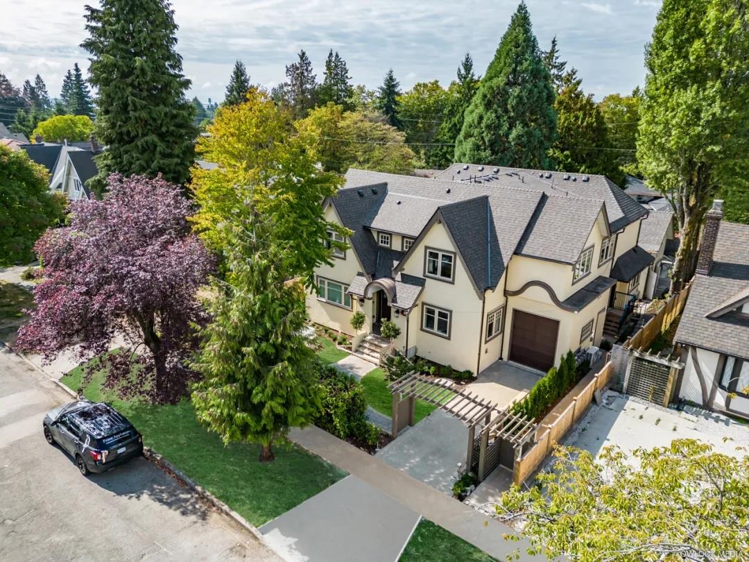 7059 Cypress Street, Vancouver, BC V6P 5M2