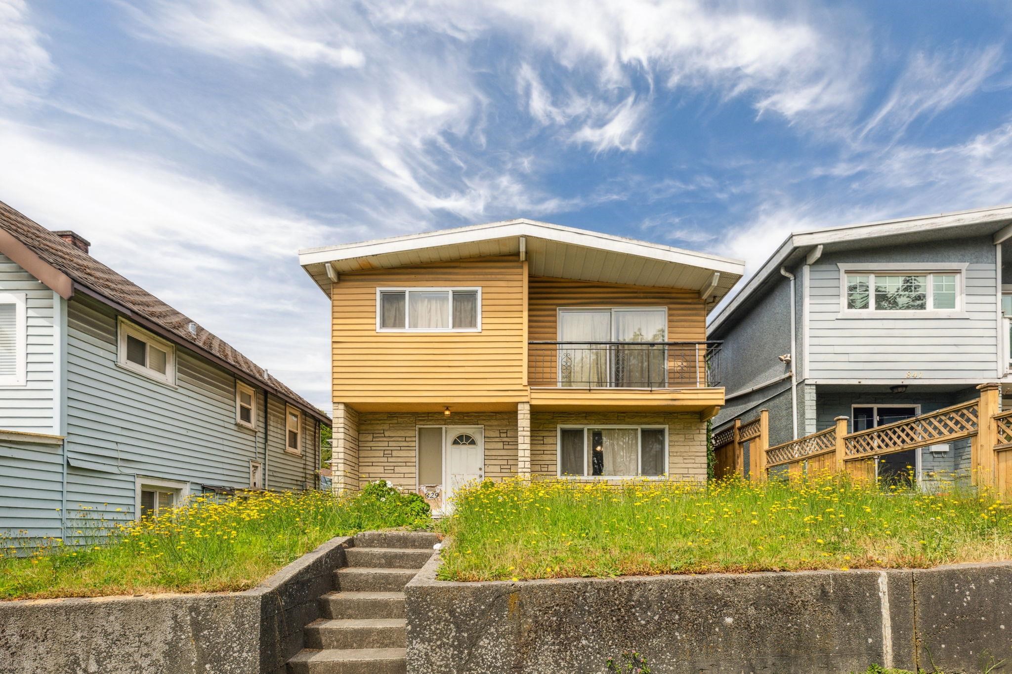 829 Southeast Marine Drive, Vancouver, BC V5X 2V2