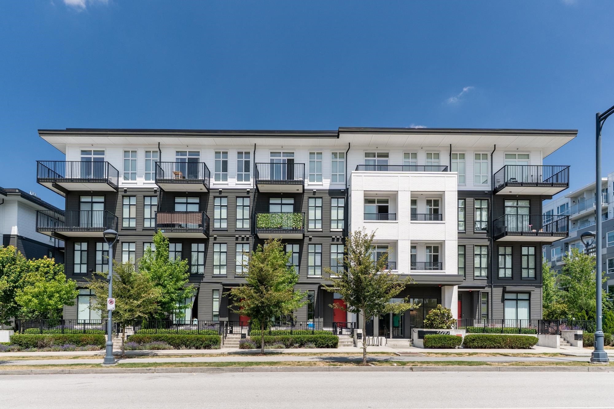 13933 105 Boulevard #106, Surrey, BC V3T 0R6
