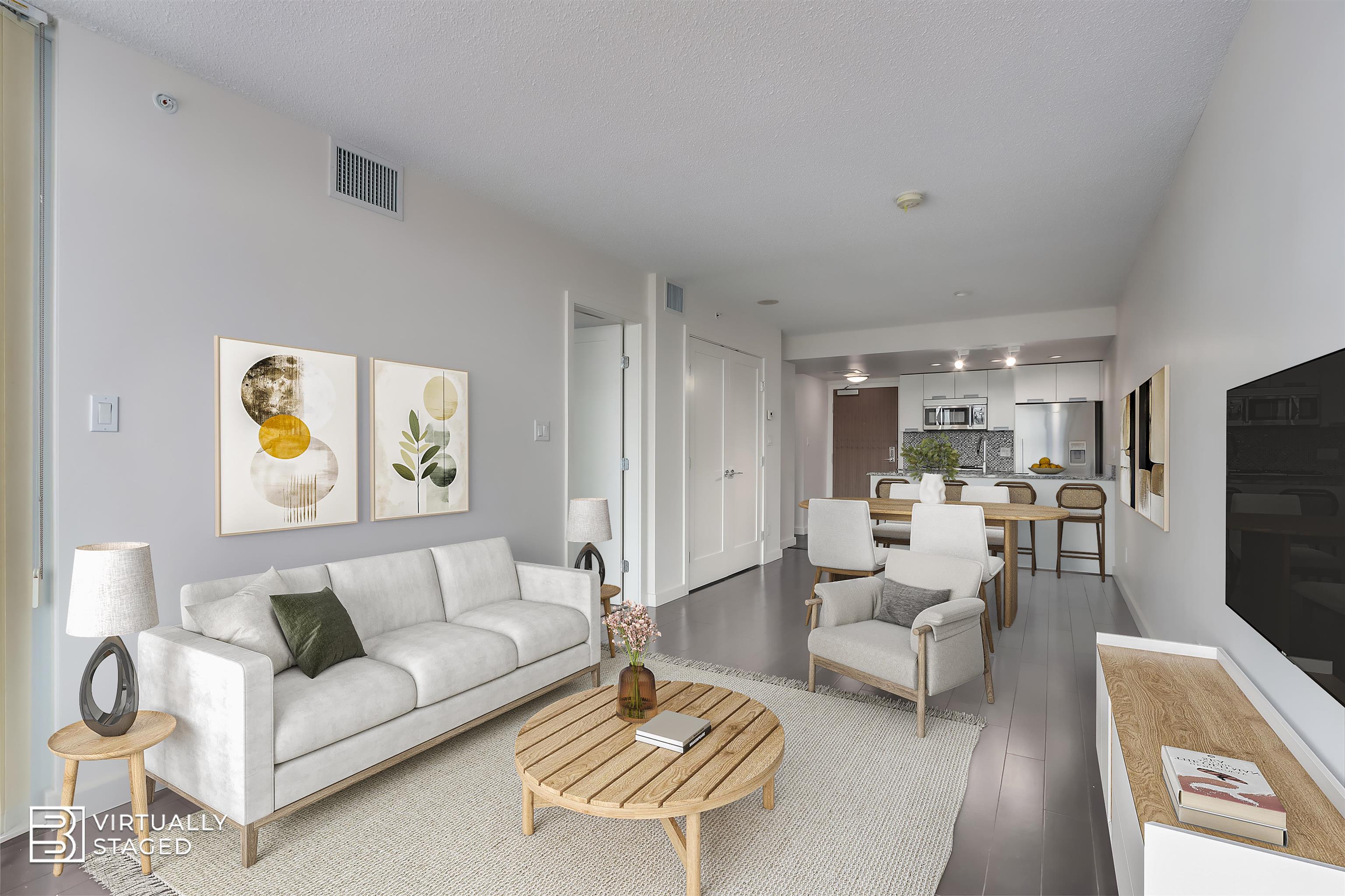 2080 West Broadway #768, Vancouver, BC V6J 1Z4