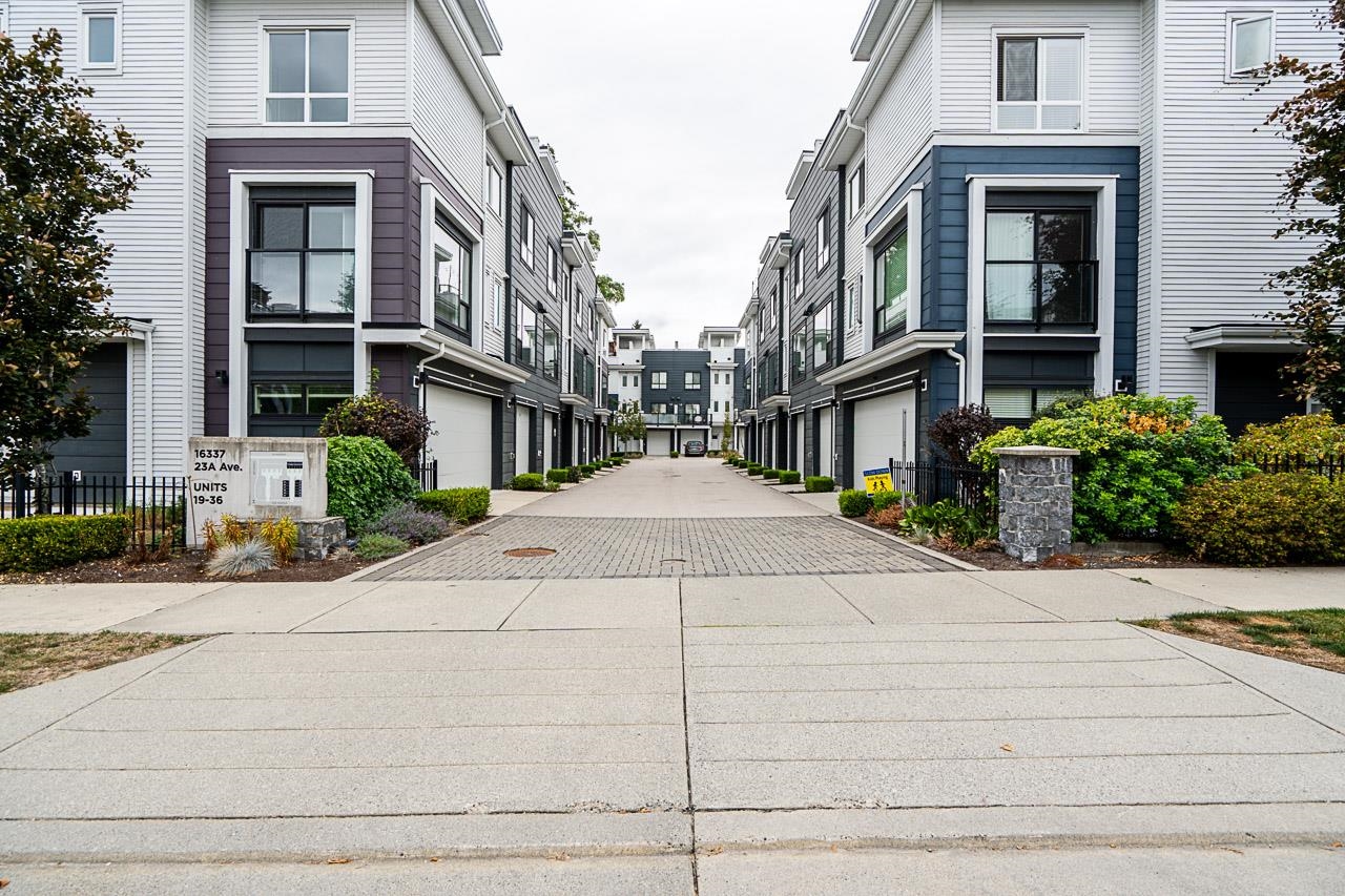 16337 23 A Avenue #27, Surrey, BC V3Z 0S3