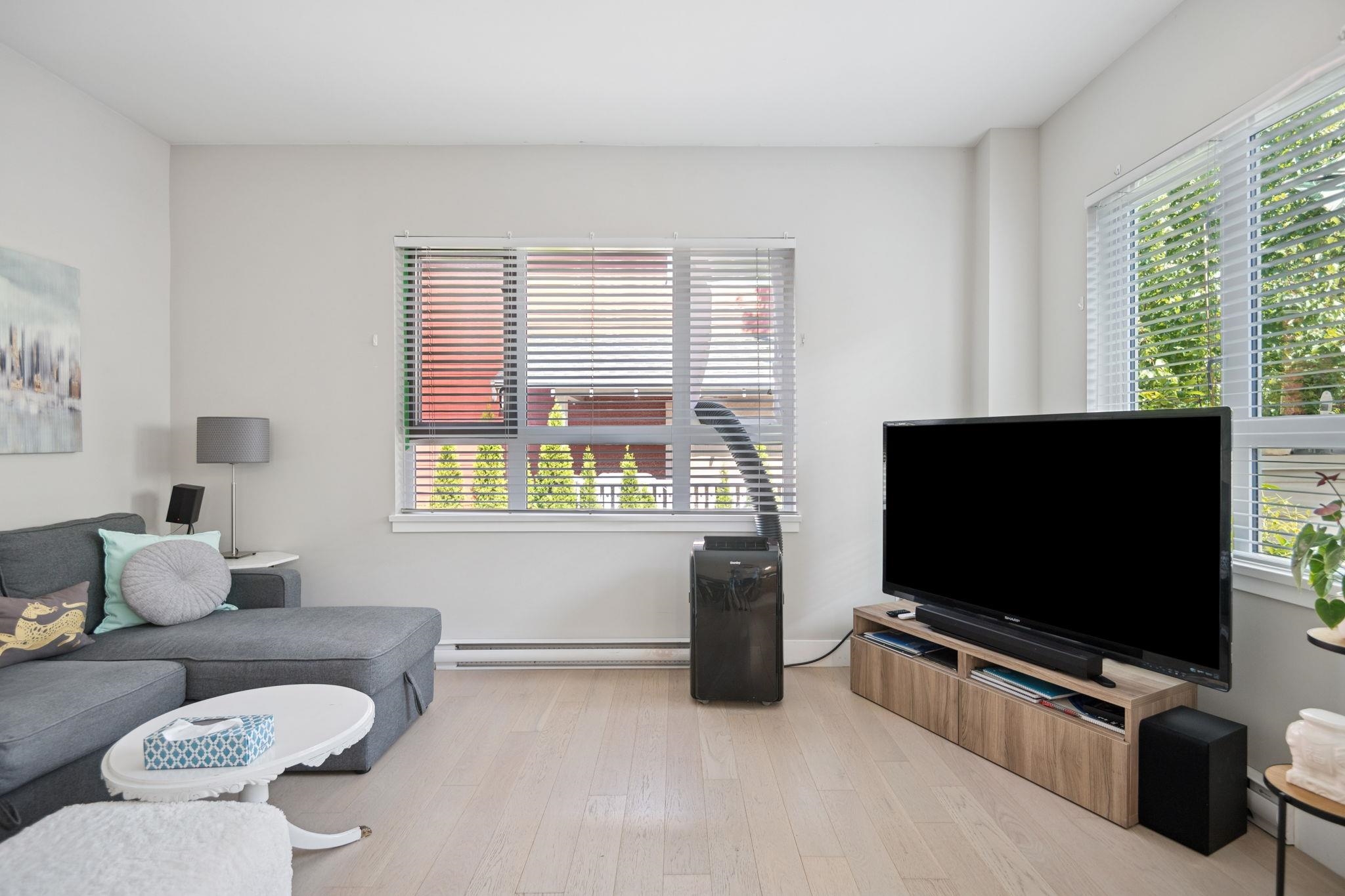 260 Ewen Ave #202, New Westminster, BC V3M 5B3