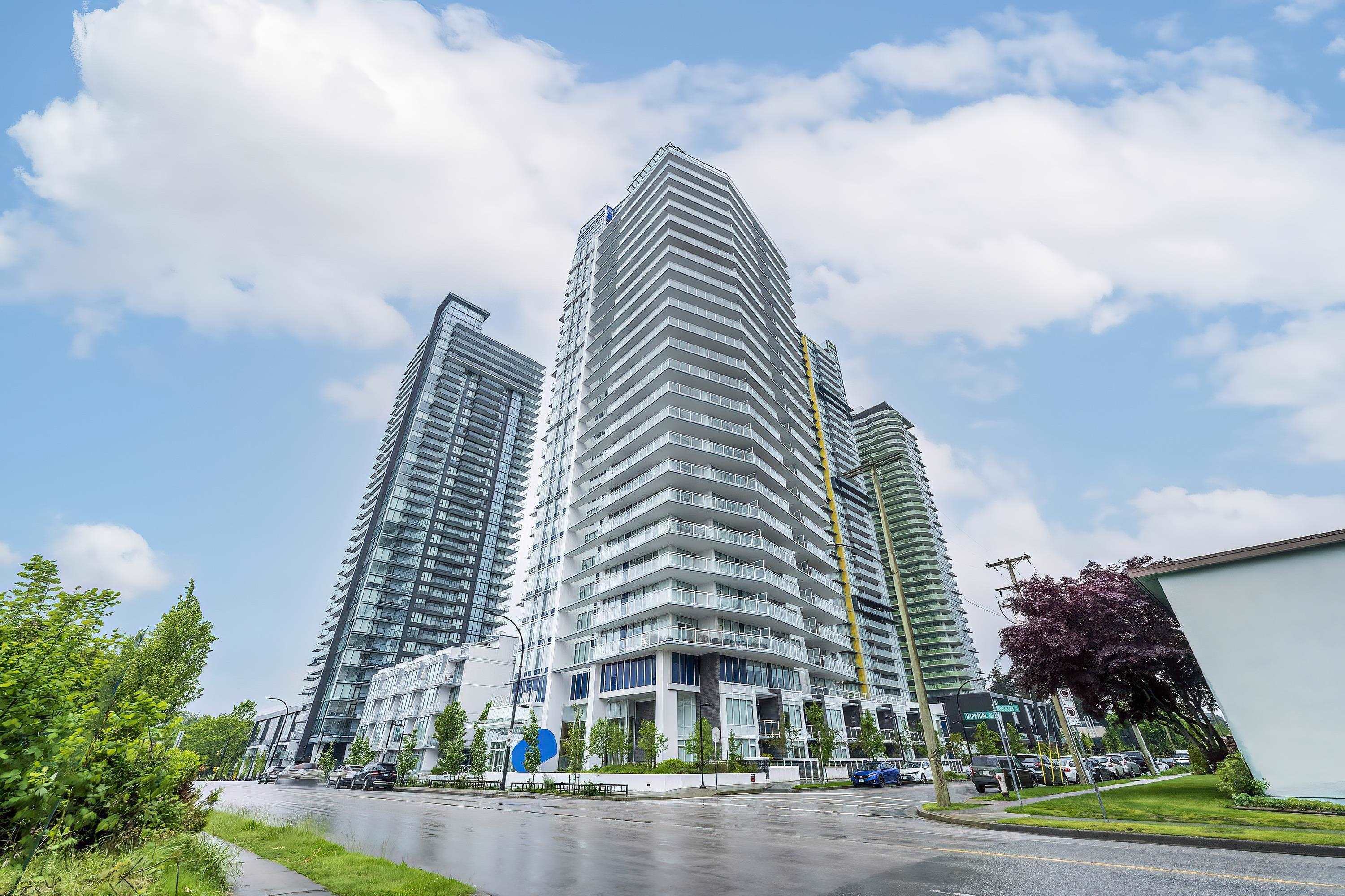 5051 Imperial Street #704, Burnaby, BC V5J 0J3