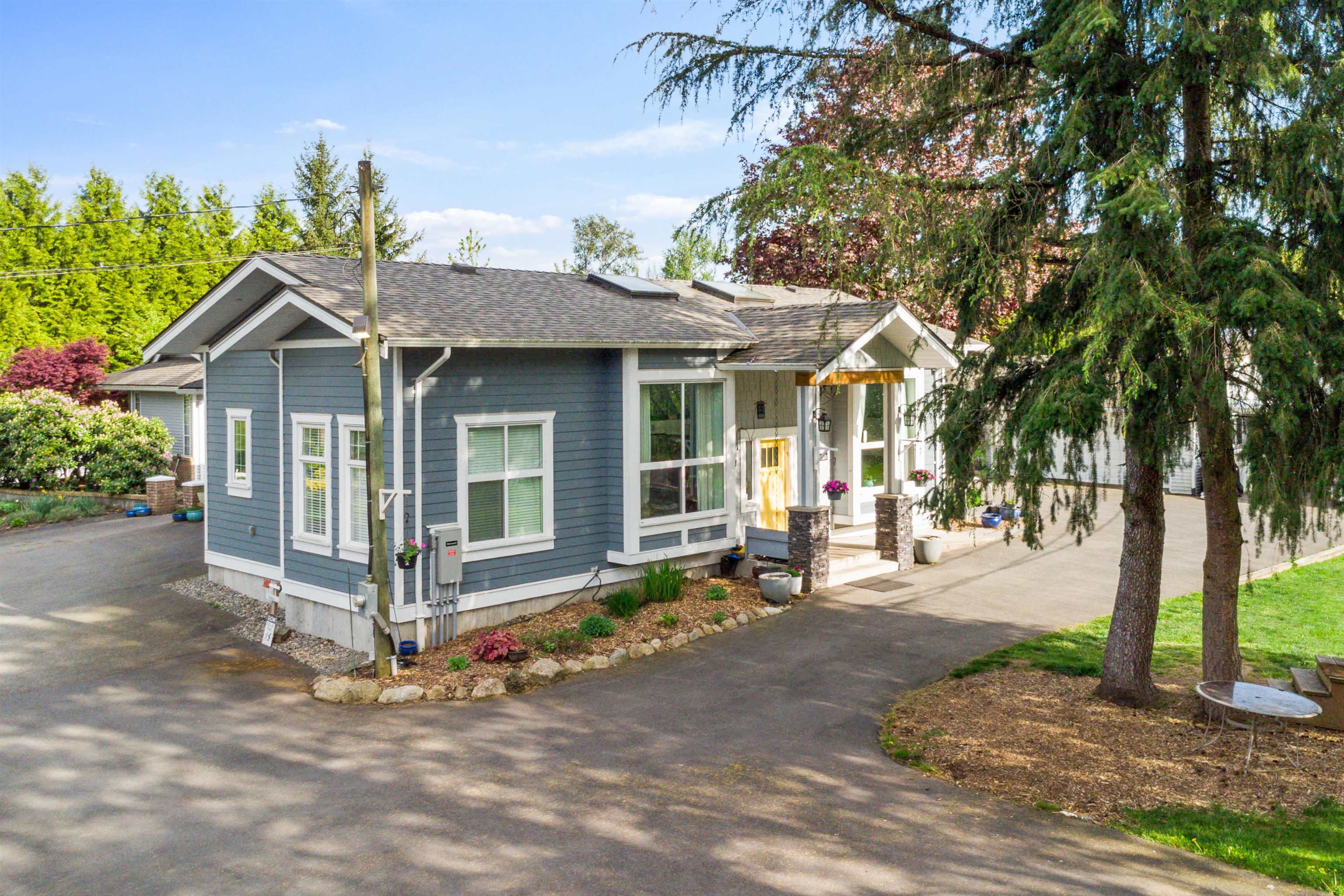 256 Street, Langley, BC V4W 1K1