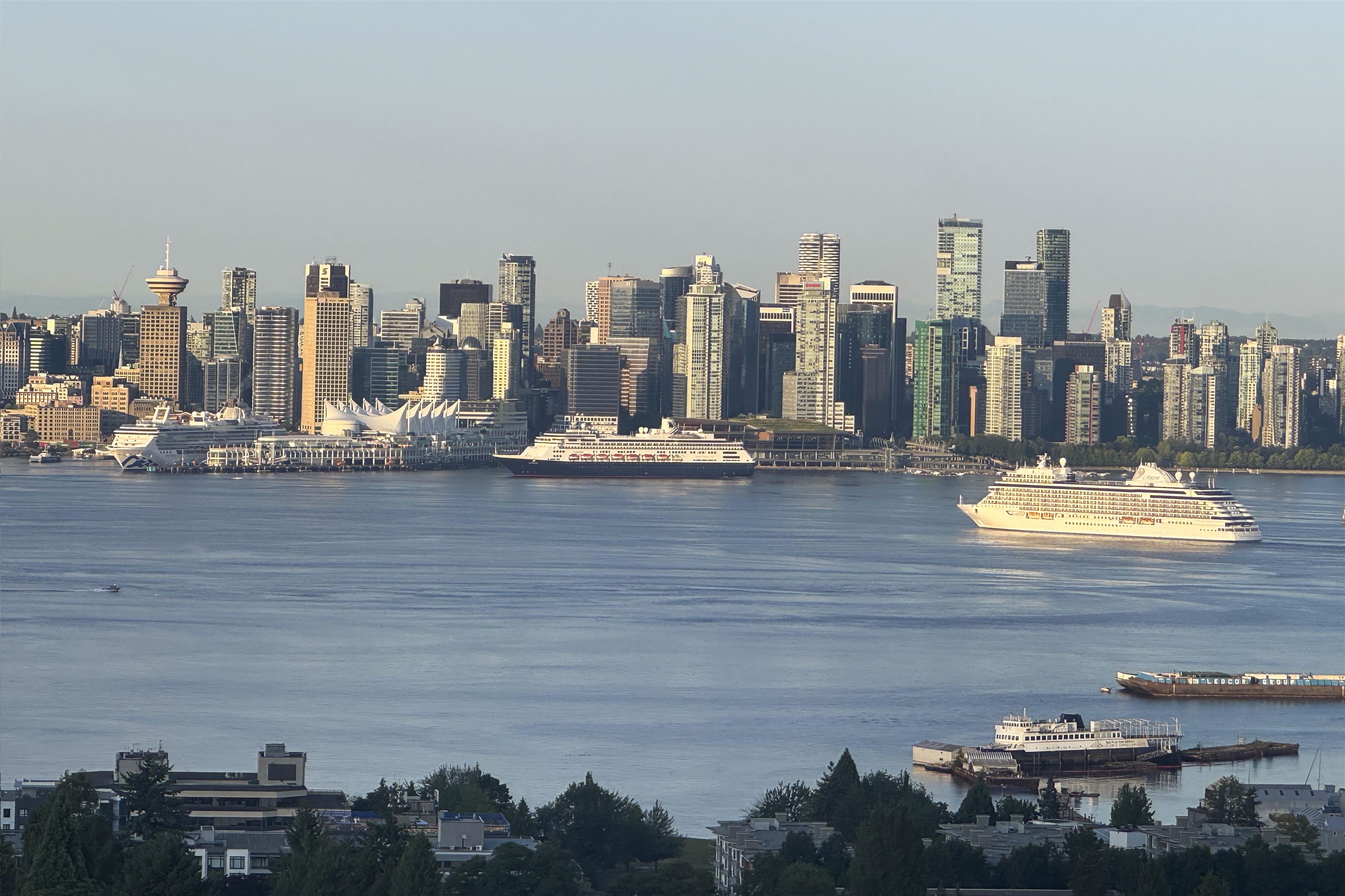 1320 Chesterfield Avenue #403, North Vancouver, BC V7M 0A6
