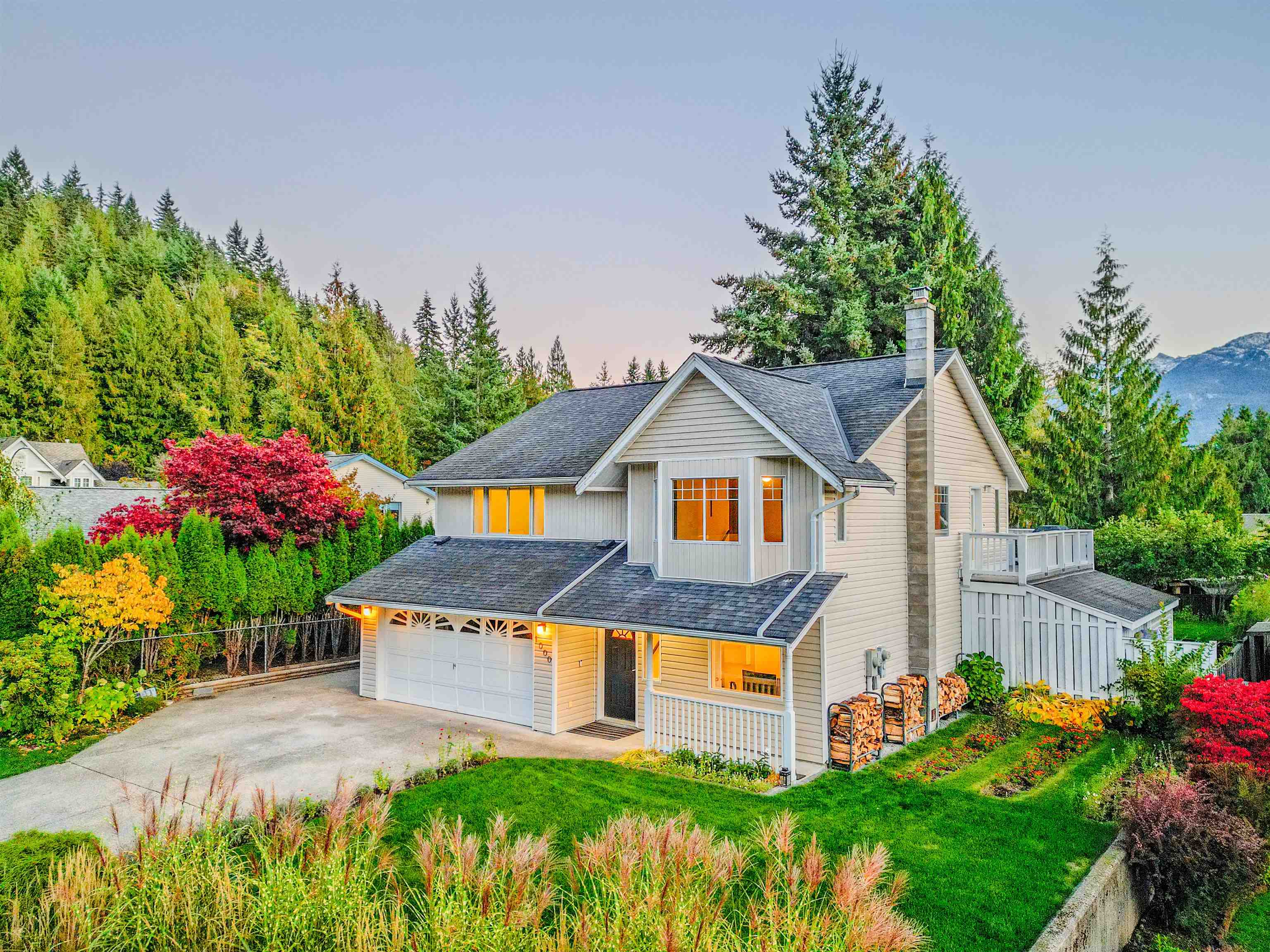 1000 Pia Road, Squamish, BC V7N 2M2