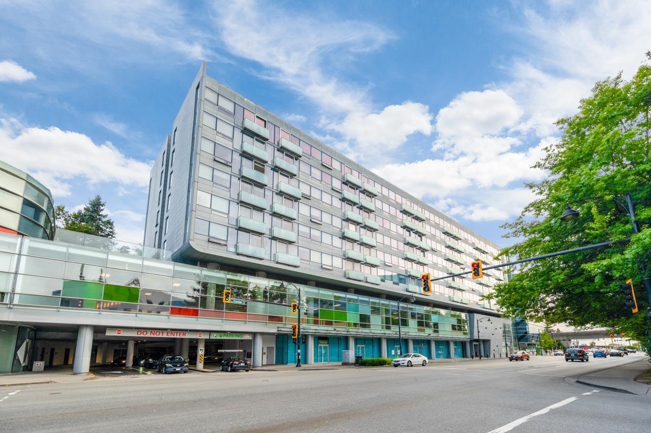 8080 Cambie Road #510, Richmond, BC V6X 0C1