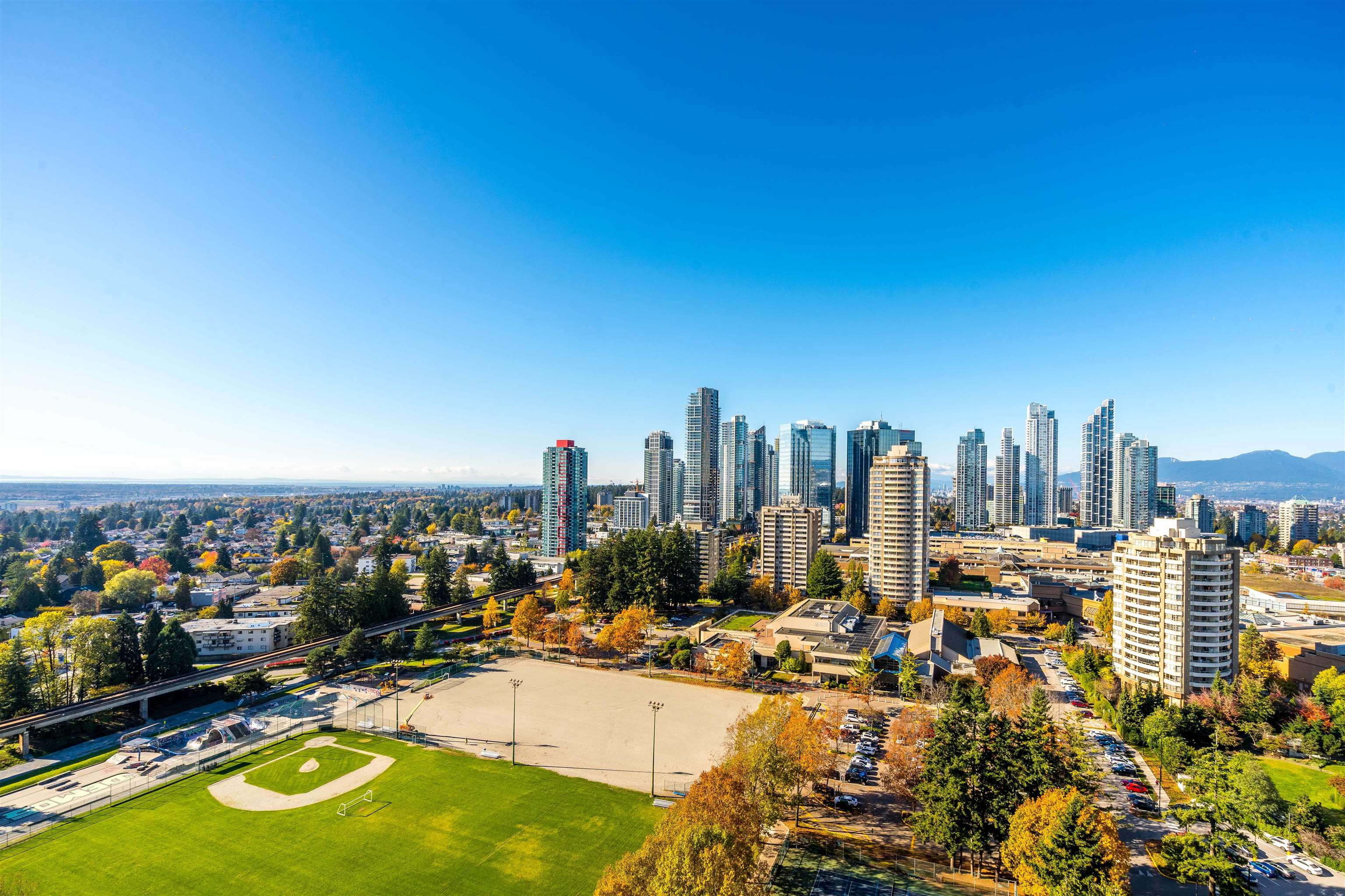 4900 Lennox Lane #2604, Burnaby, BC V5H 0G9