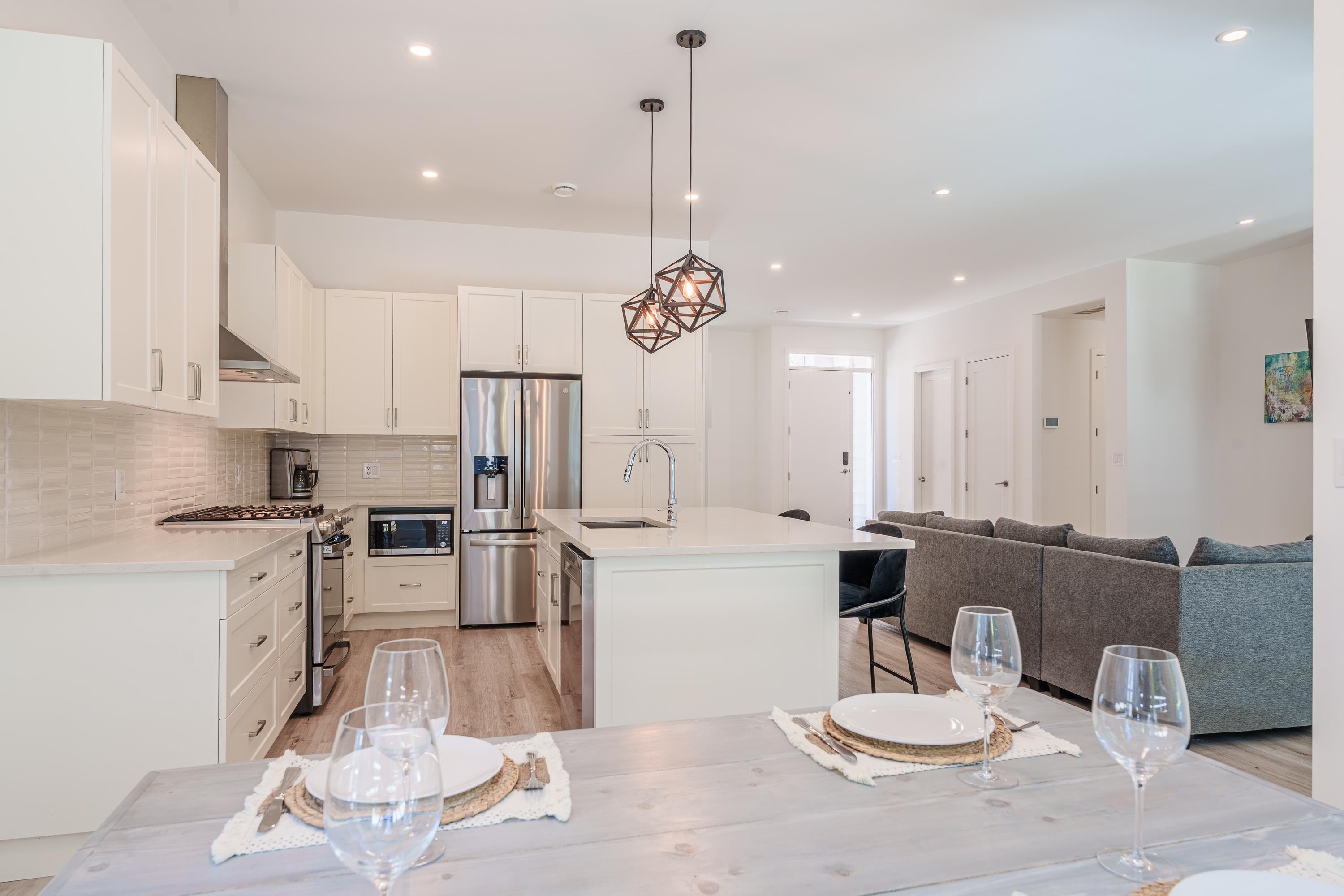 11120 Sunshine Coast Hwy, Pender Harbour, BC V7Z 1B9