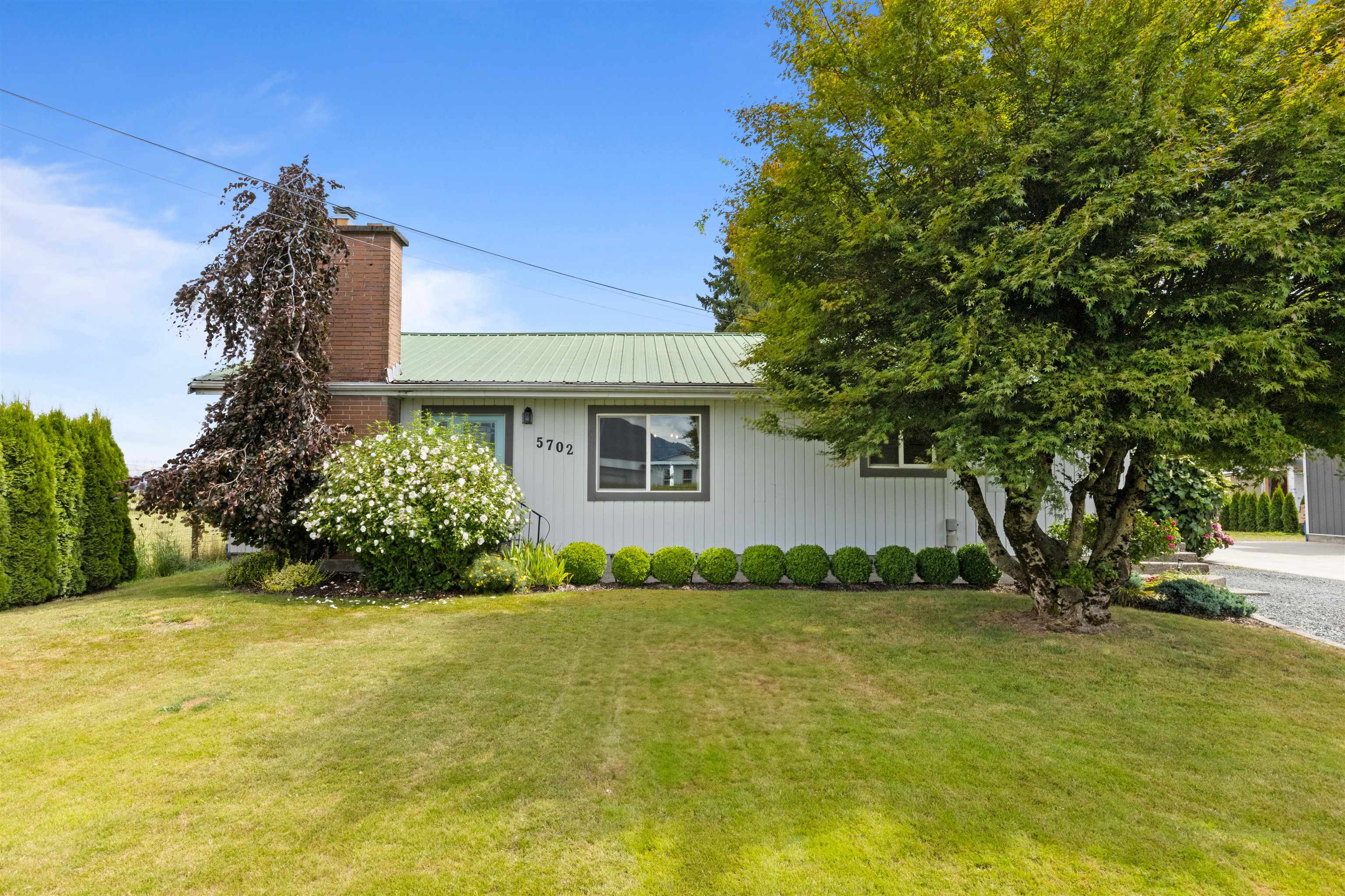 5702 Sumas Prairie Rd, Chilliwack, BC V2R 4N6