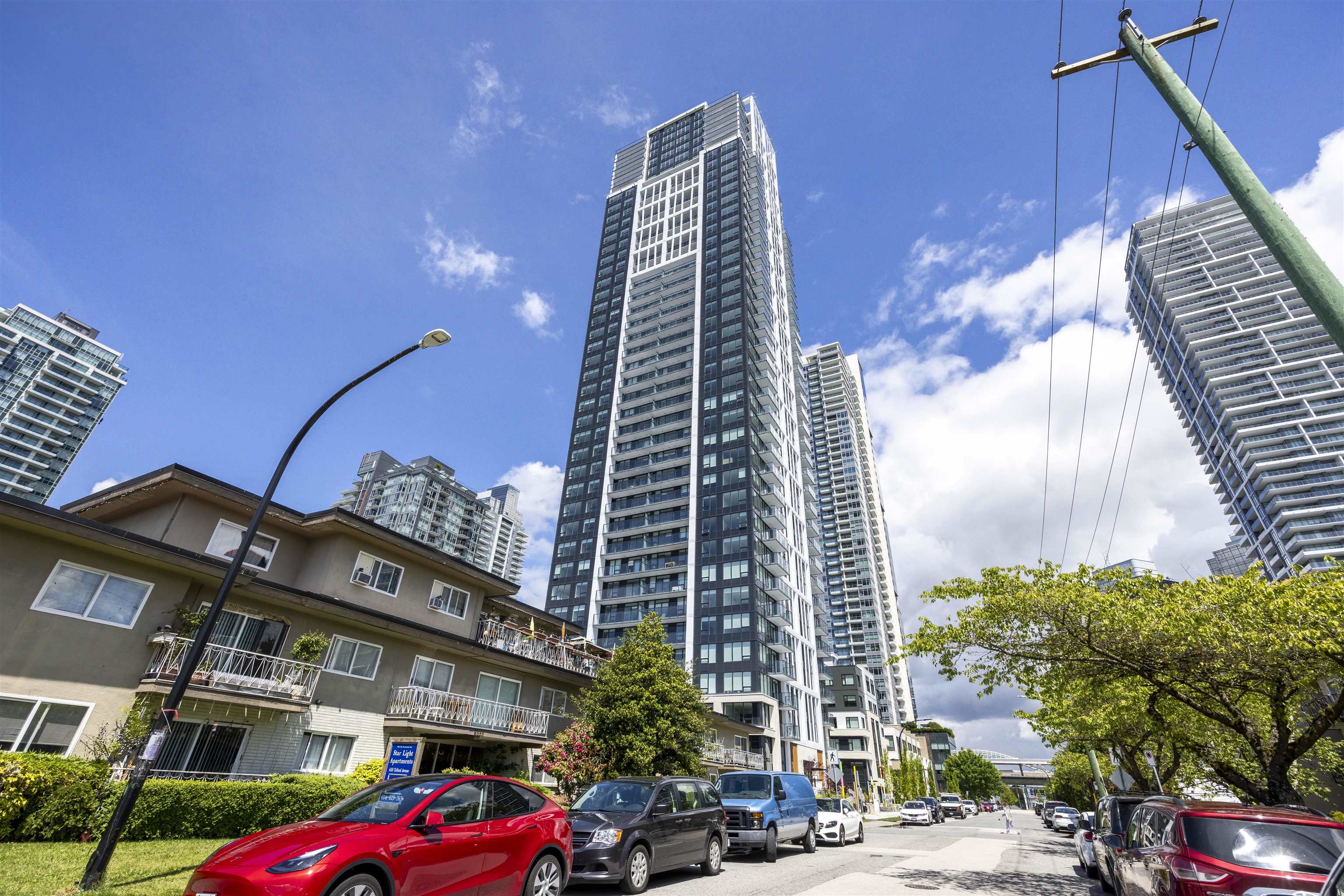 6537 Telford Ave #3304, Burnaby, BC V5H 0K9