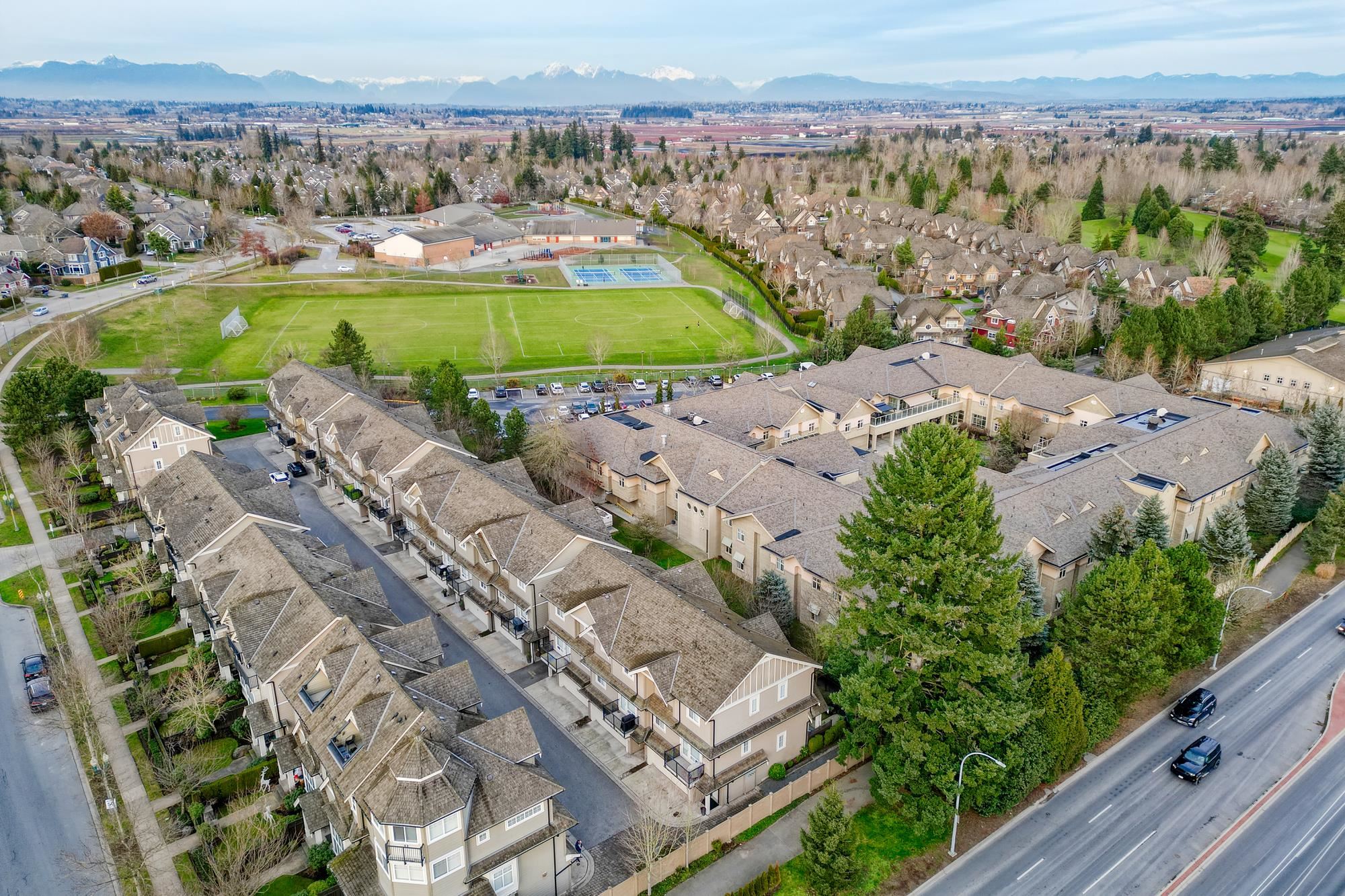 3268 156a Street #13, Surrey, BC V3Z 9T1