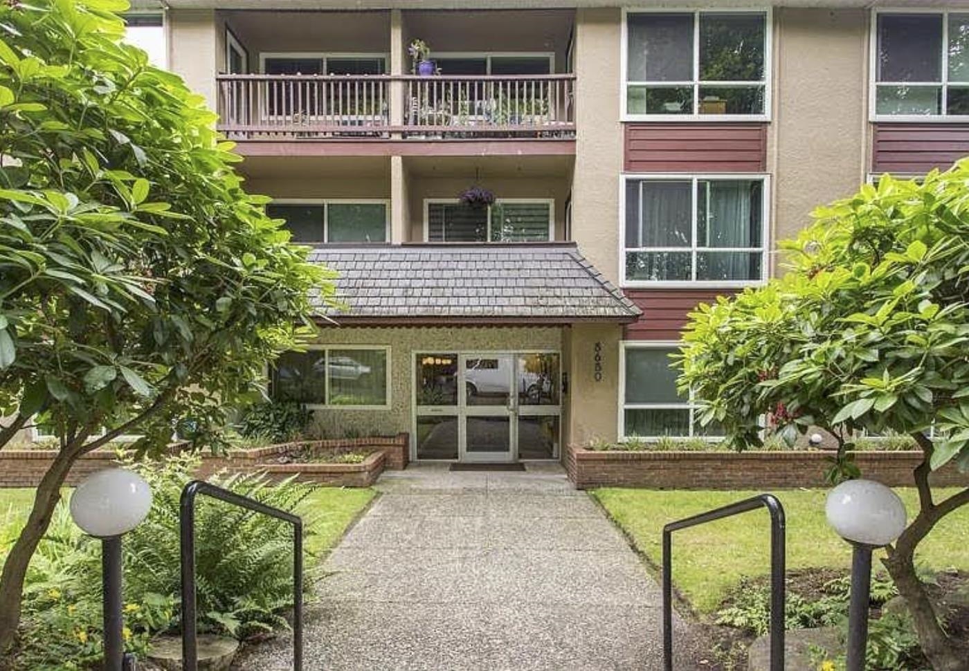 8680 Fremlin Street #313, Vancouver, BC V6P 3X3
