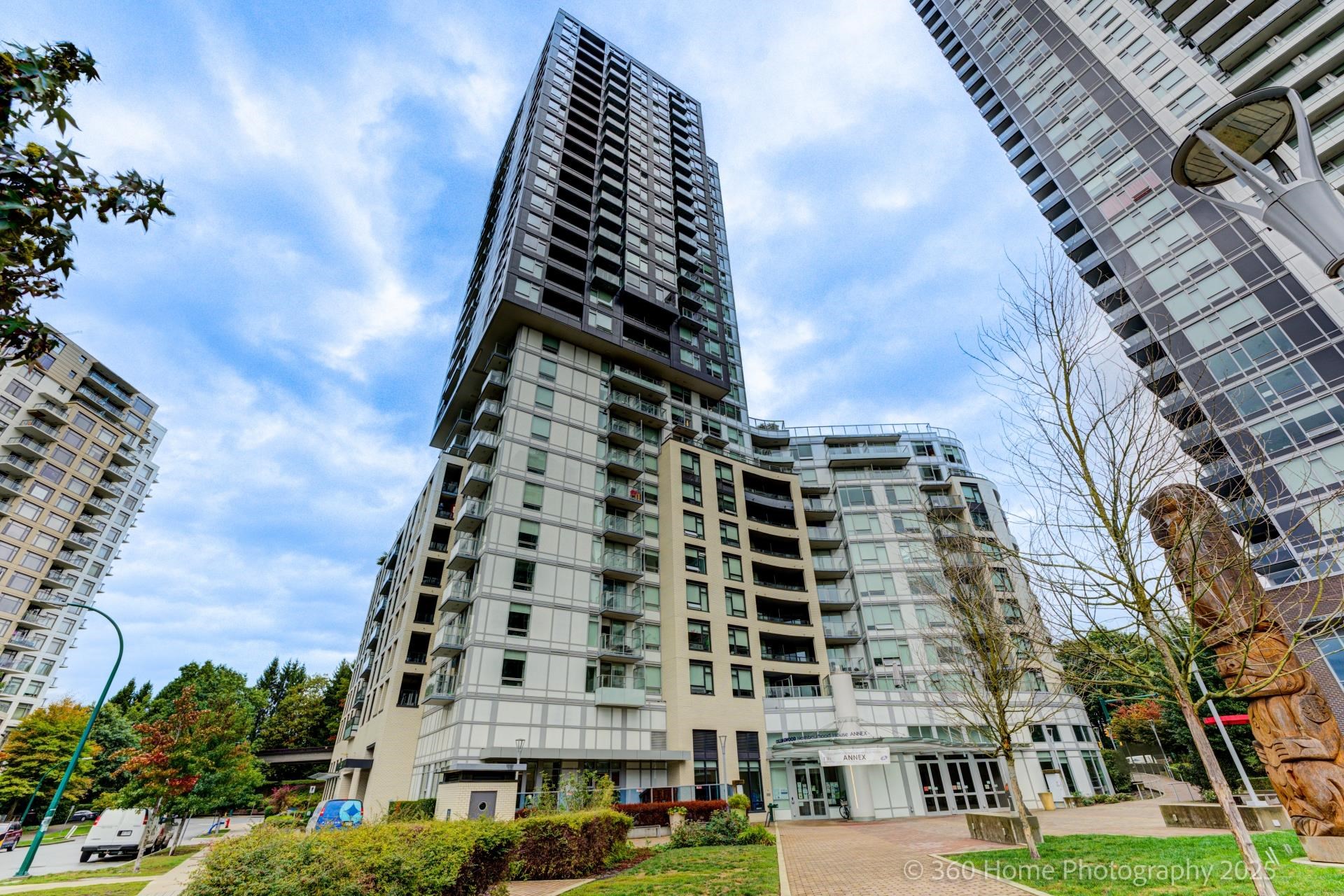 5470 Ormidale Street #1803, Vancouver, BC V5R 4P9