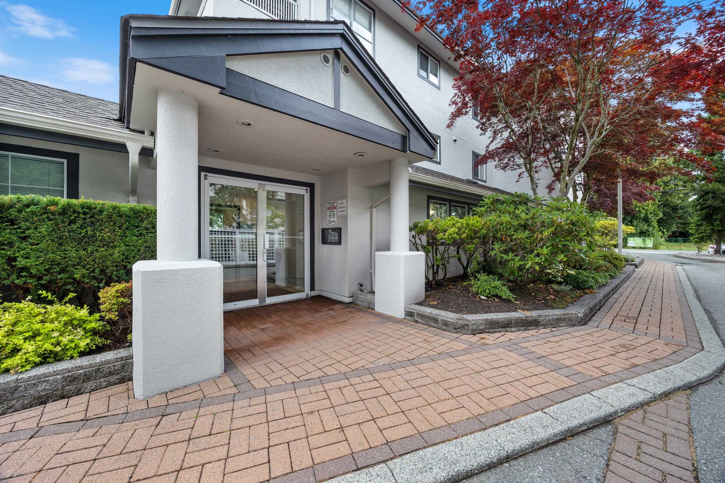 15272 20 Avenue #208, Surrey, BC V4A 2A3