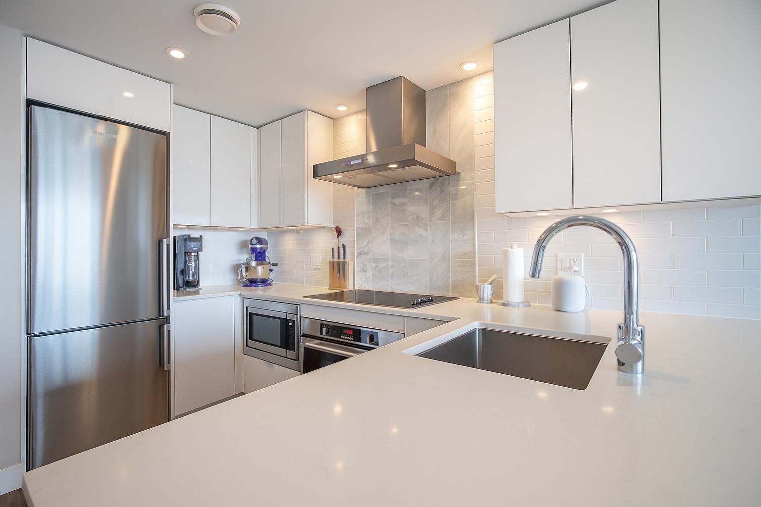 159 West 2nd Avenue #716, Vancouver, BC V5Y 0L8