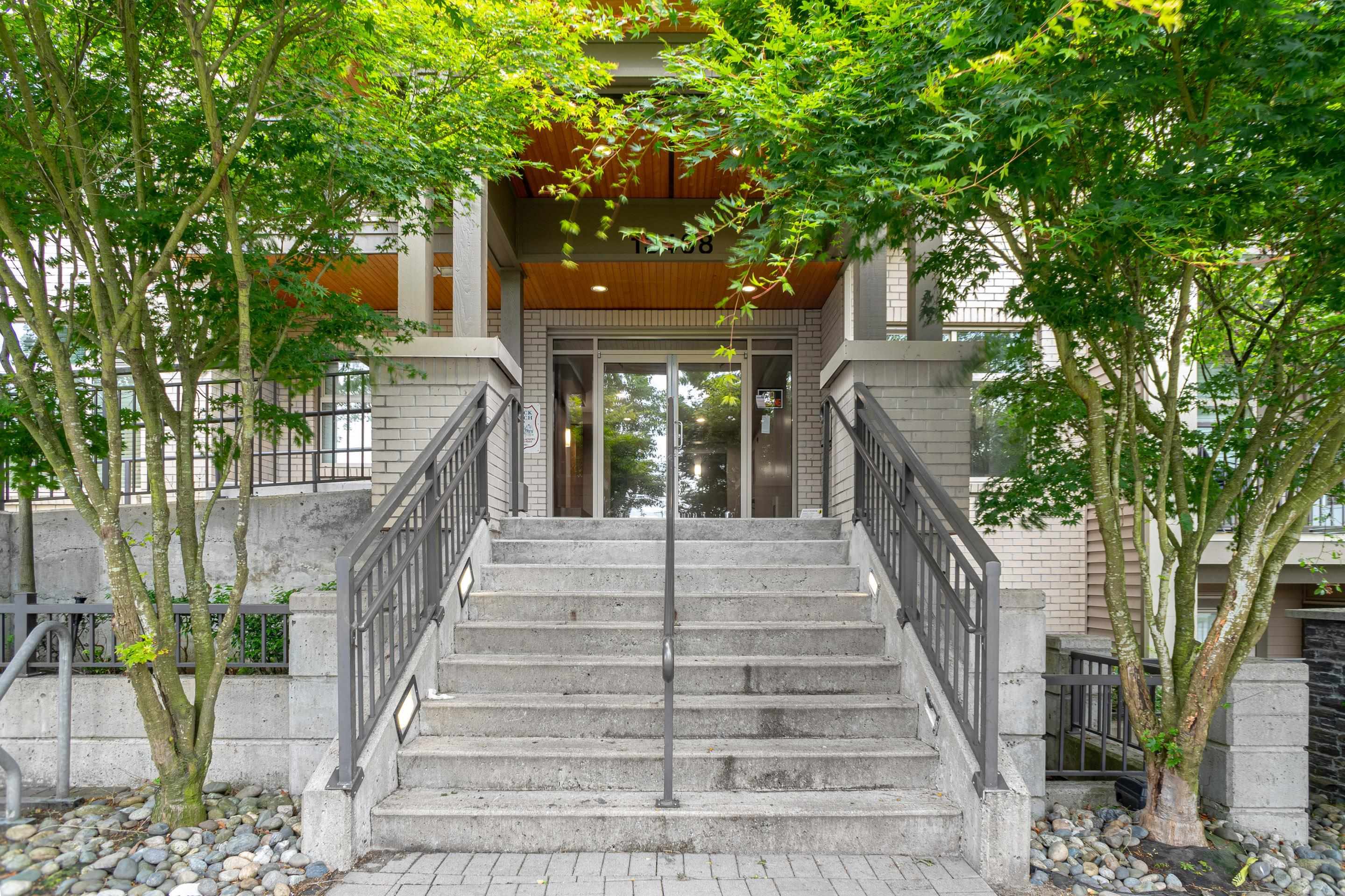 13468 King George Boulevard #119, Surrey, BC V3T 0H5
