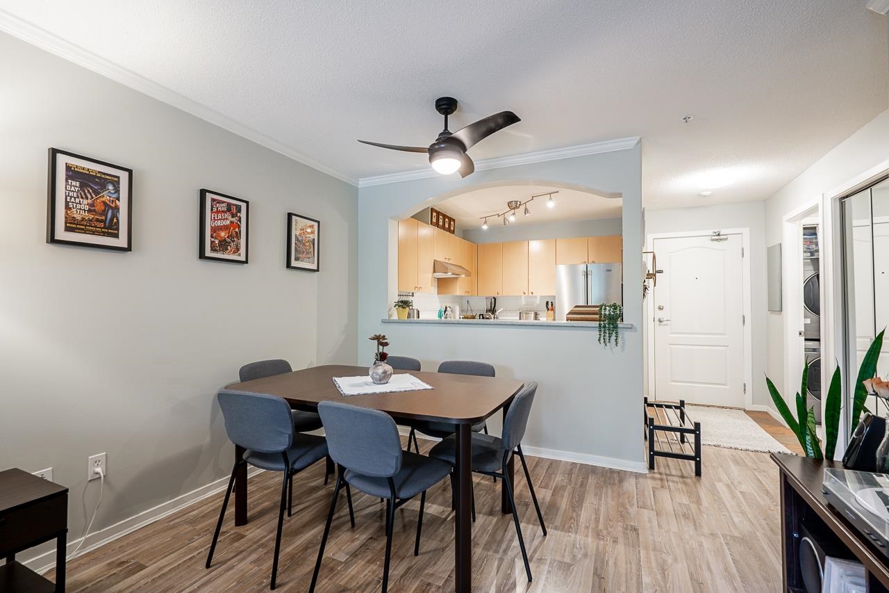 22022 49 Avenue #208, Langley, BC V3A 3R9