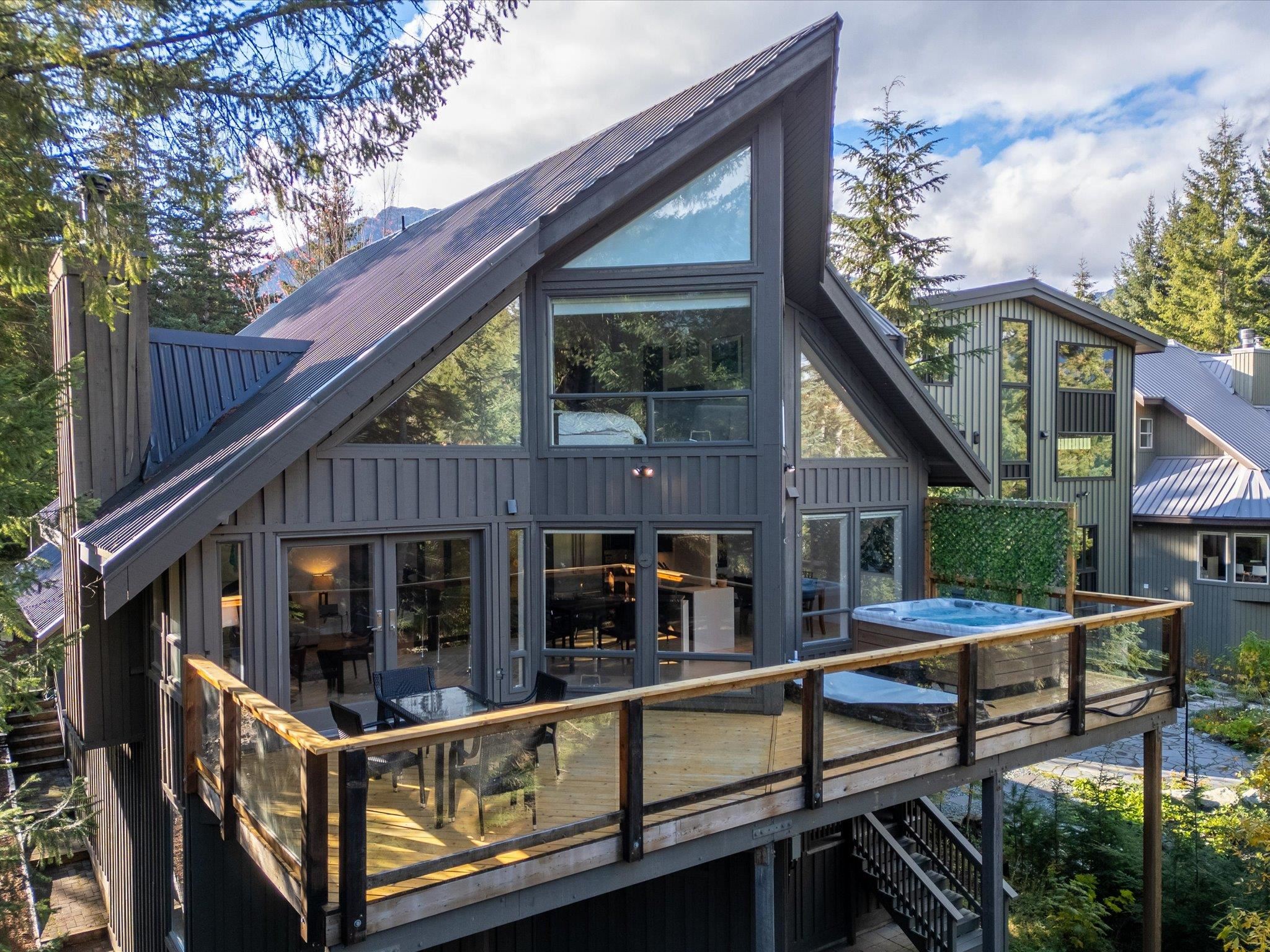 6252 Palmer Drive, Whistler, BC V8E 0C7
