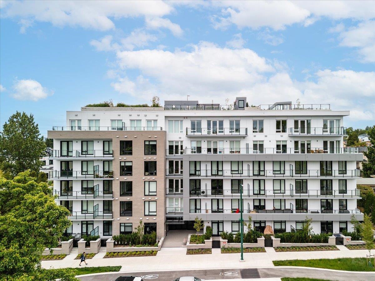 6859 Cambie St #303, Vancouver, BC V6P 0M4