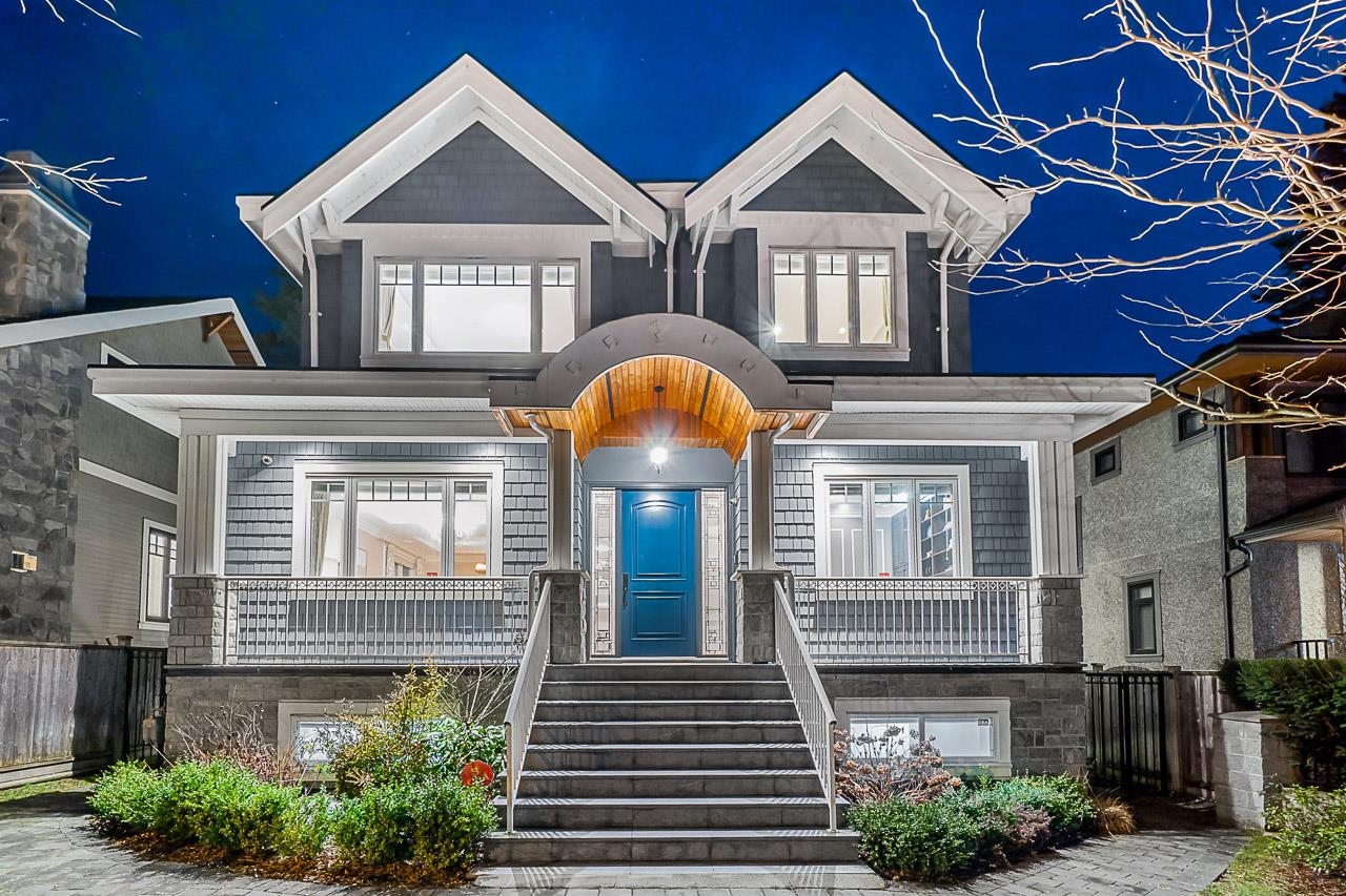 37th Avenue, Vancouver, BC V6N 2W1