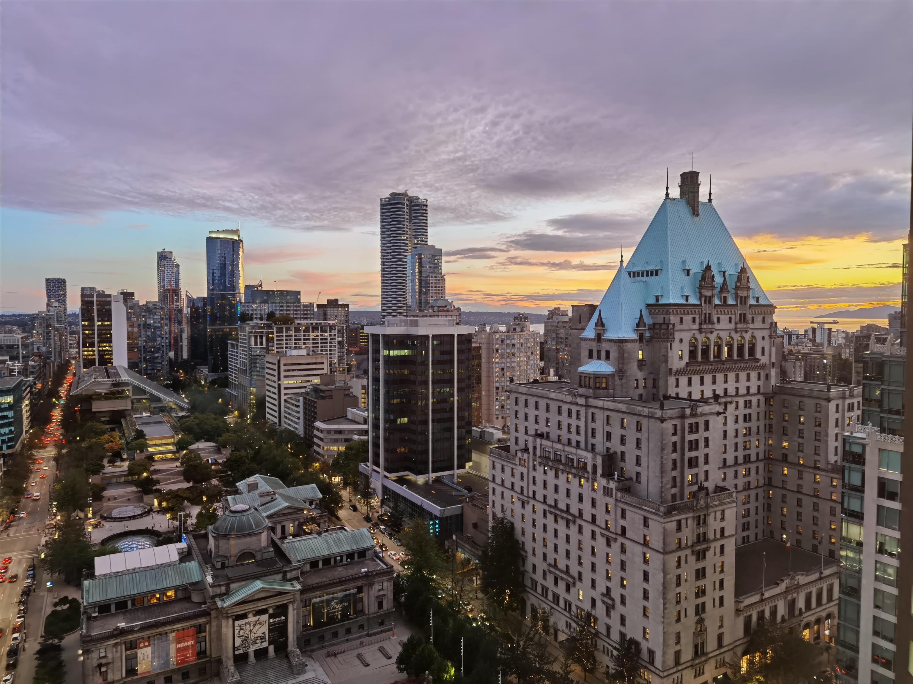 667 Howe Street #2405, Vancouver, BC V6C 0B5