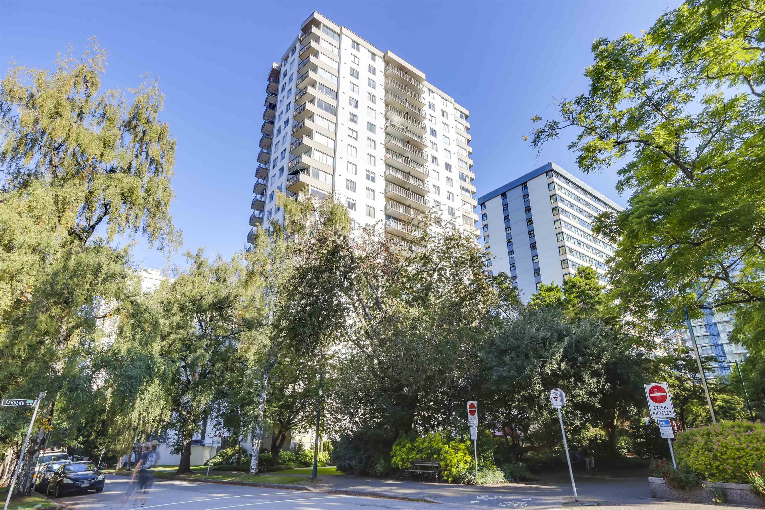 1251 Cardero Street #201, Vancouver, BC V6G 2H9
