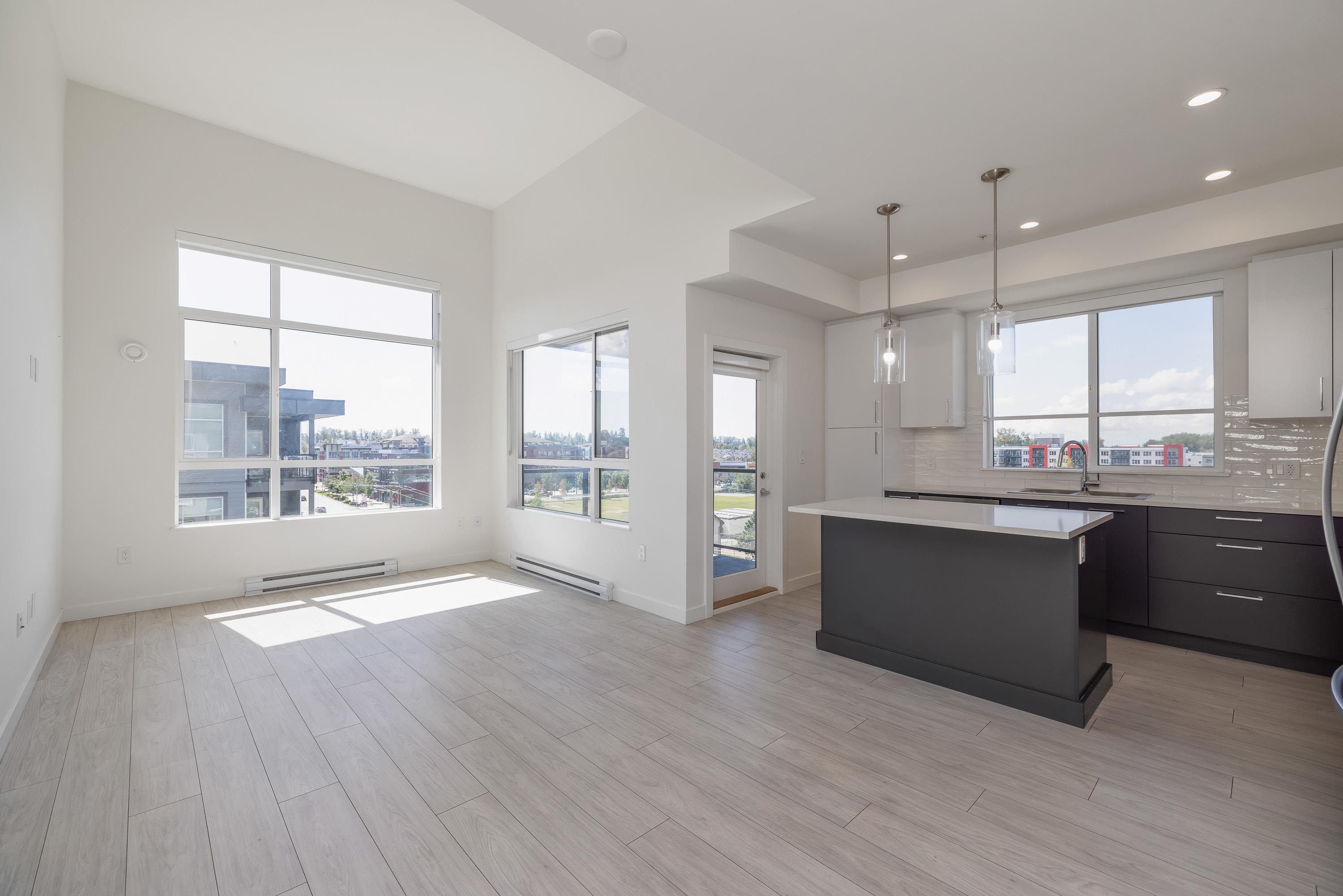 20834 80 Ave B618, Langley, BC V2Y 3M6