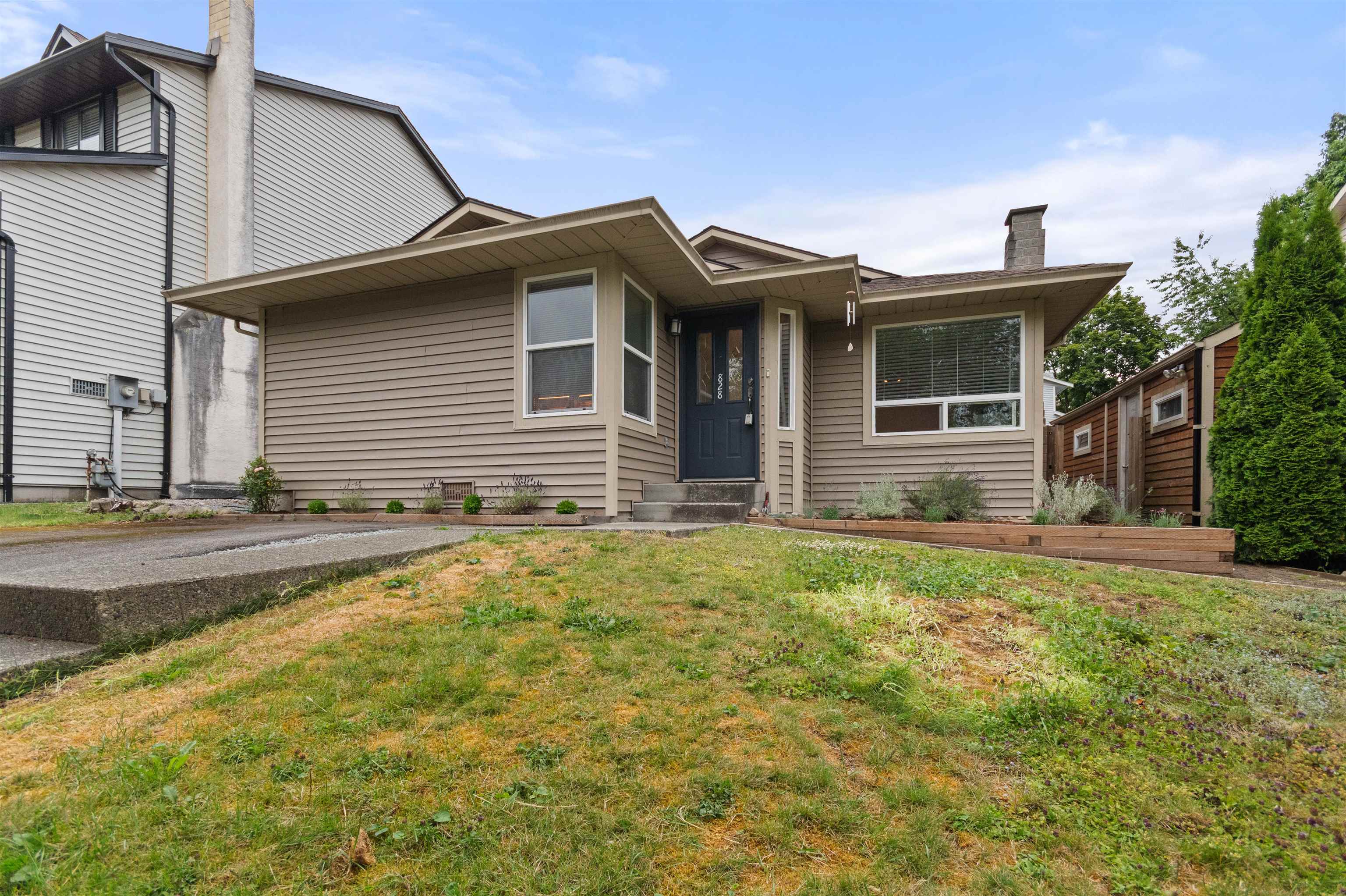 828 Nicolum Court, North Vancouver, BC V7H 2R8