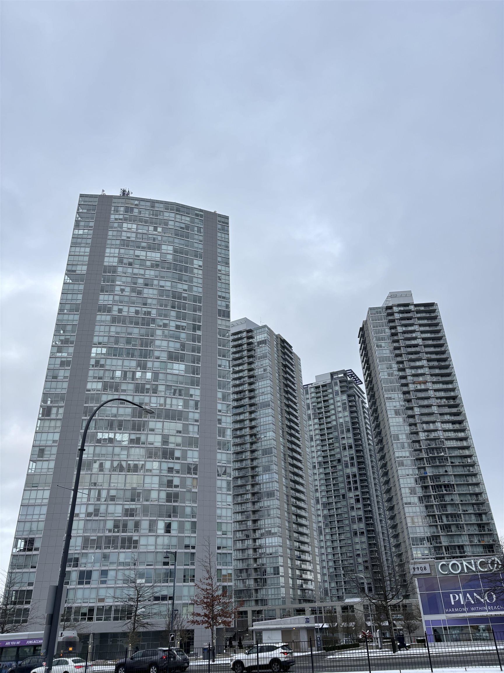 9981 Whalley Boulevard #2410, Surrey, BC V3T 0G6