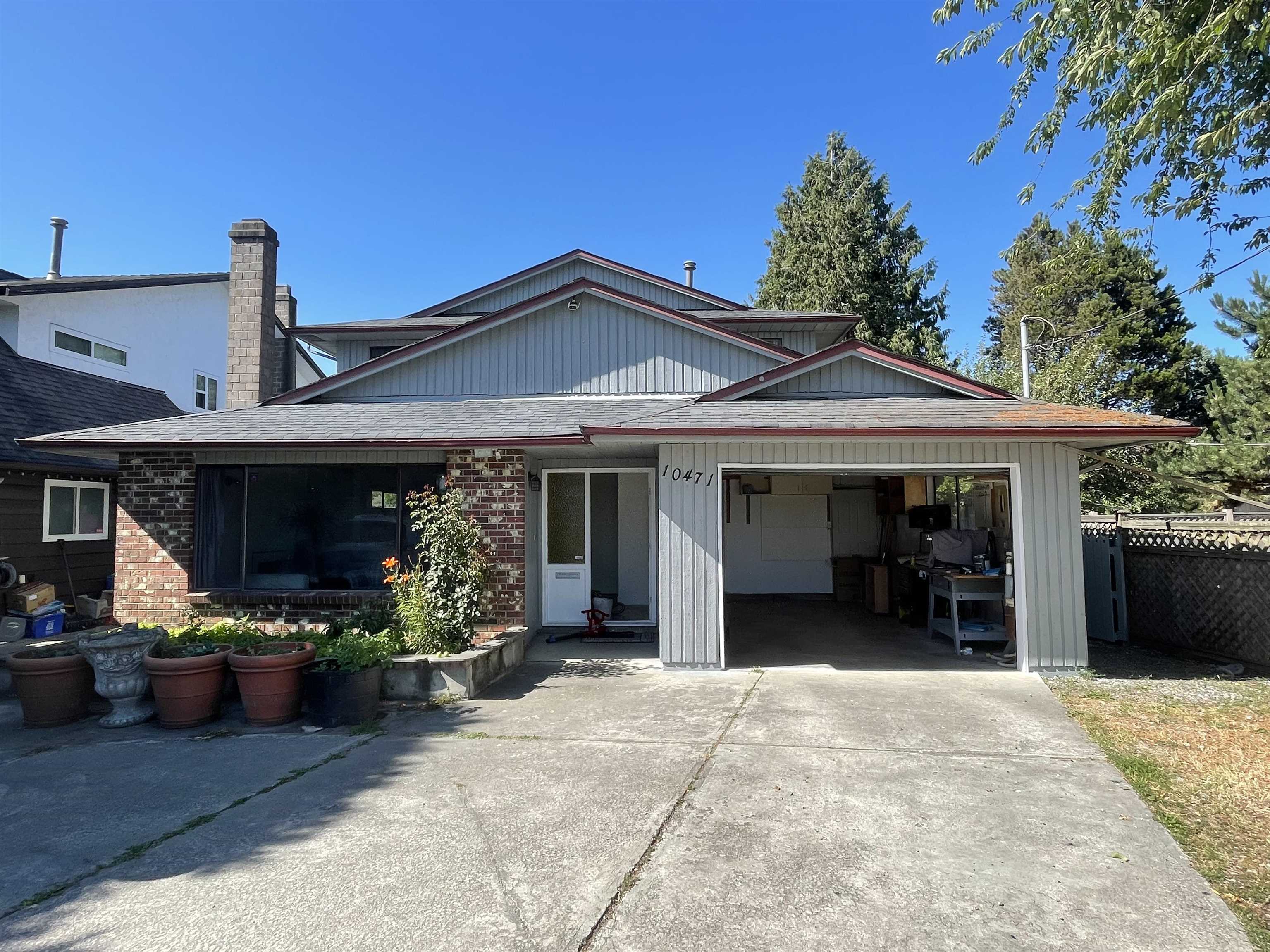 10471 Steveston Highway, Richmond, BC V7A 1N3