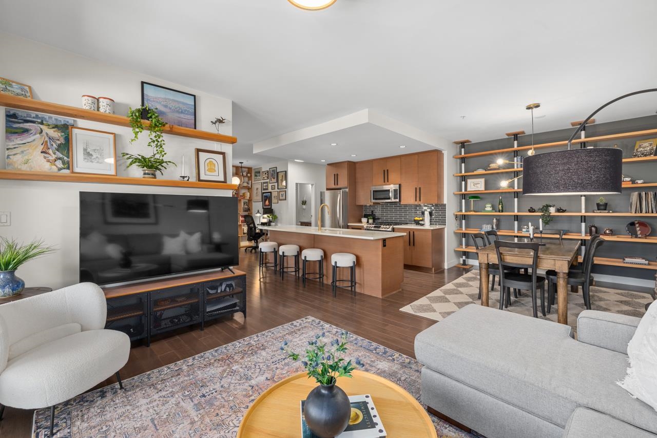 3294 Mount Seymour Parkway #310, North Vancouver, BC V7H 0B1