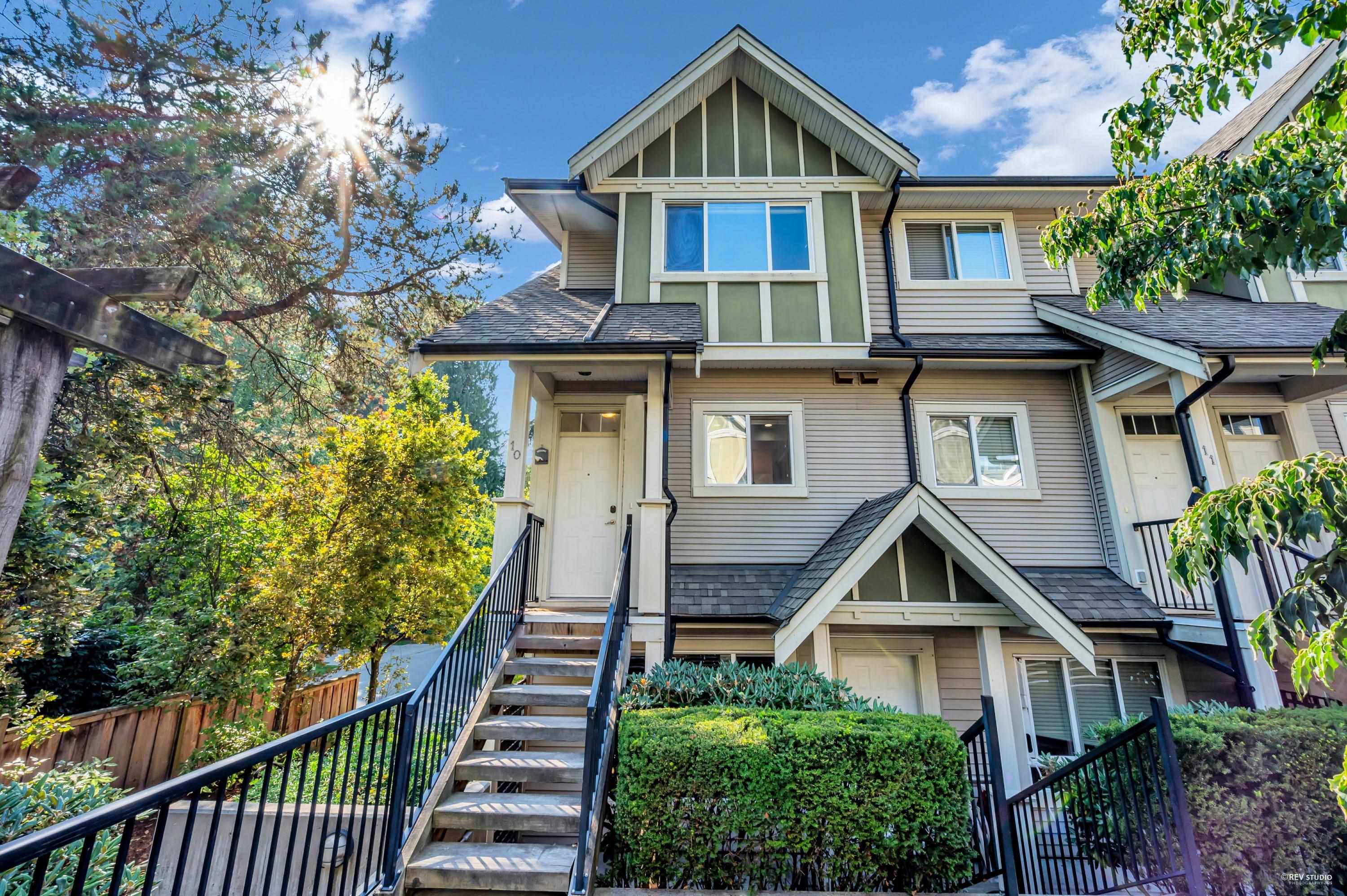 6888 Rumble Street #10, Burnaby, BC V5E 1A8