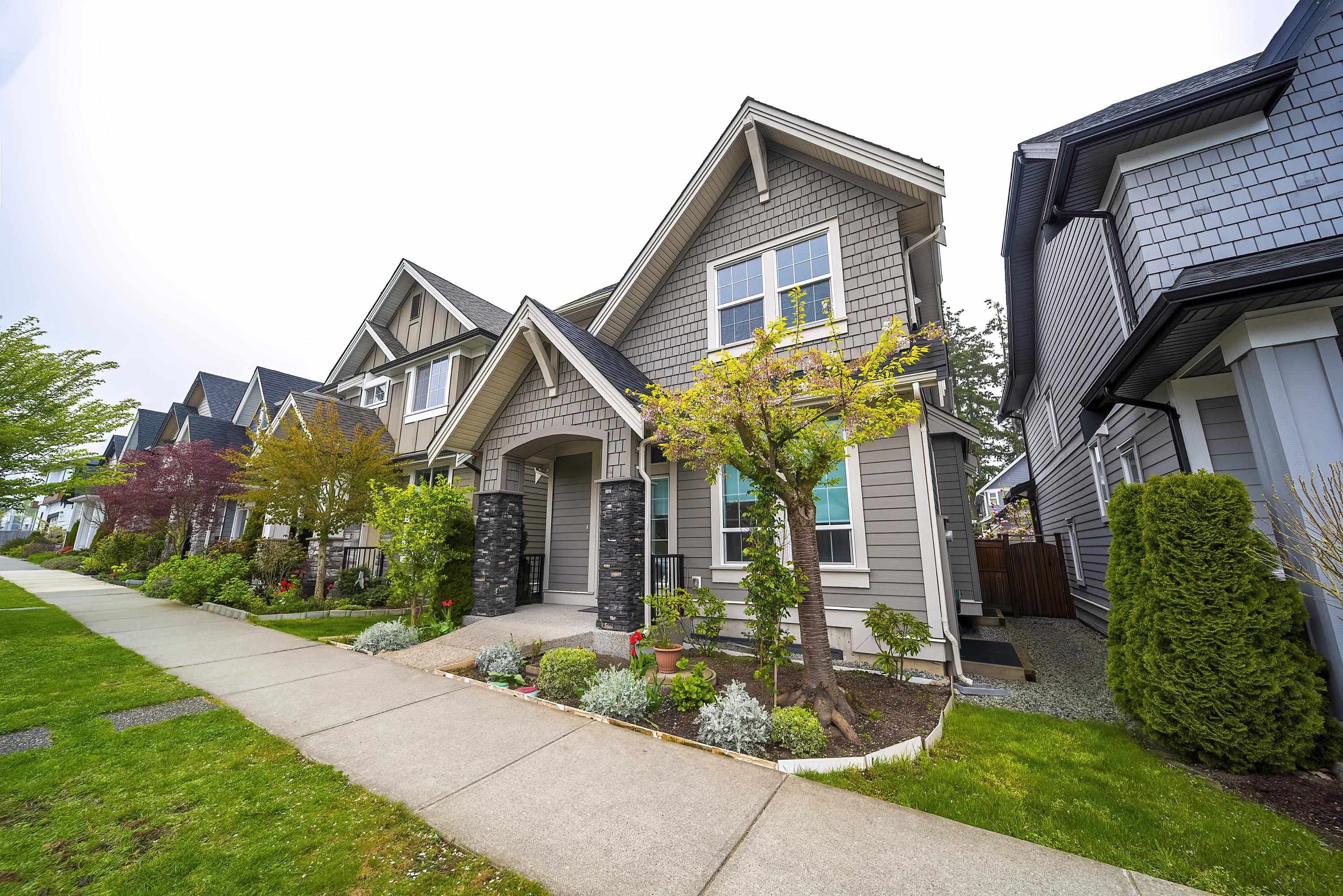 165b Street, Surrey, BC V3Z 0V6