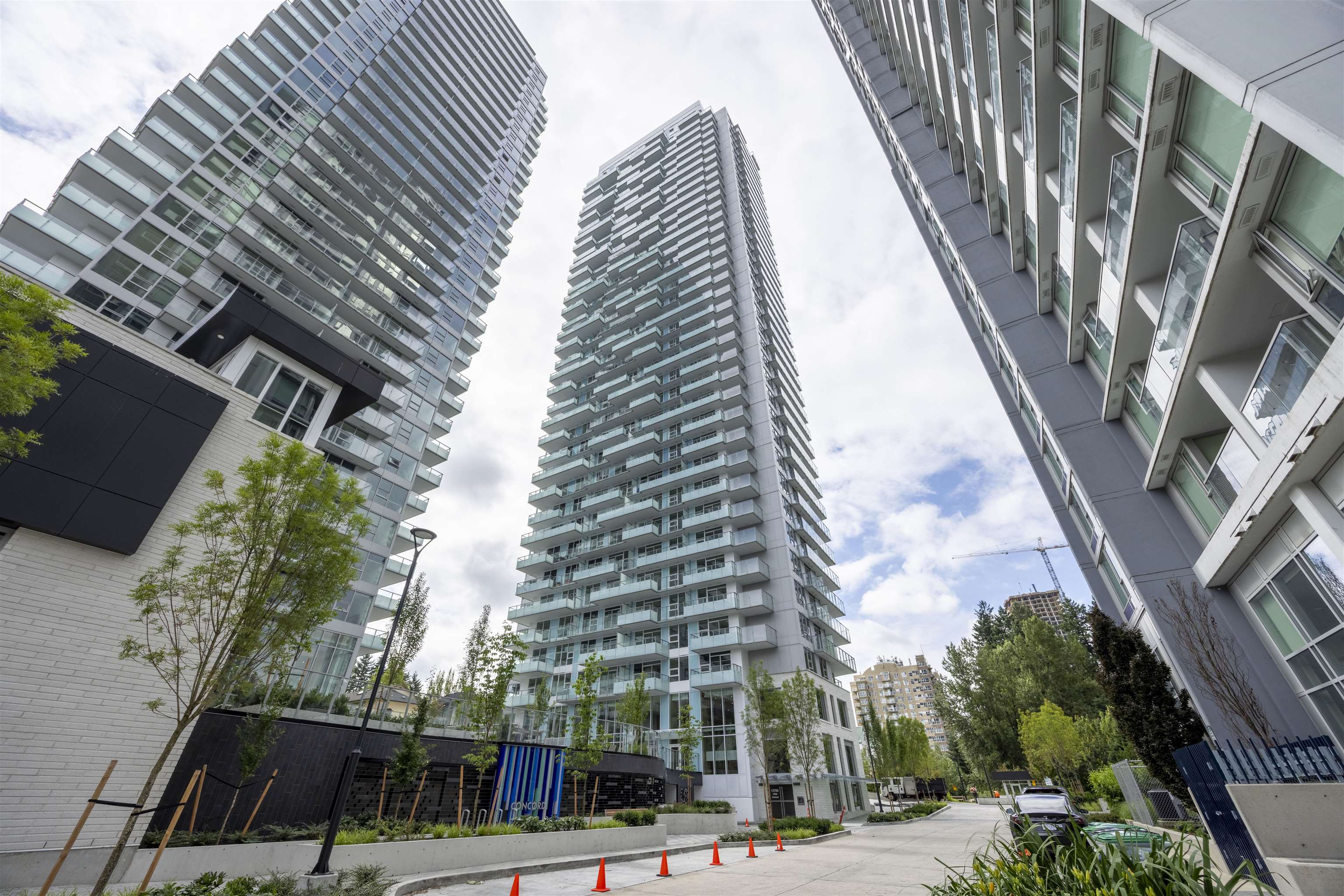 13768 100 Ave #3107 #3107, Surrey, BC V3T 0V2