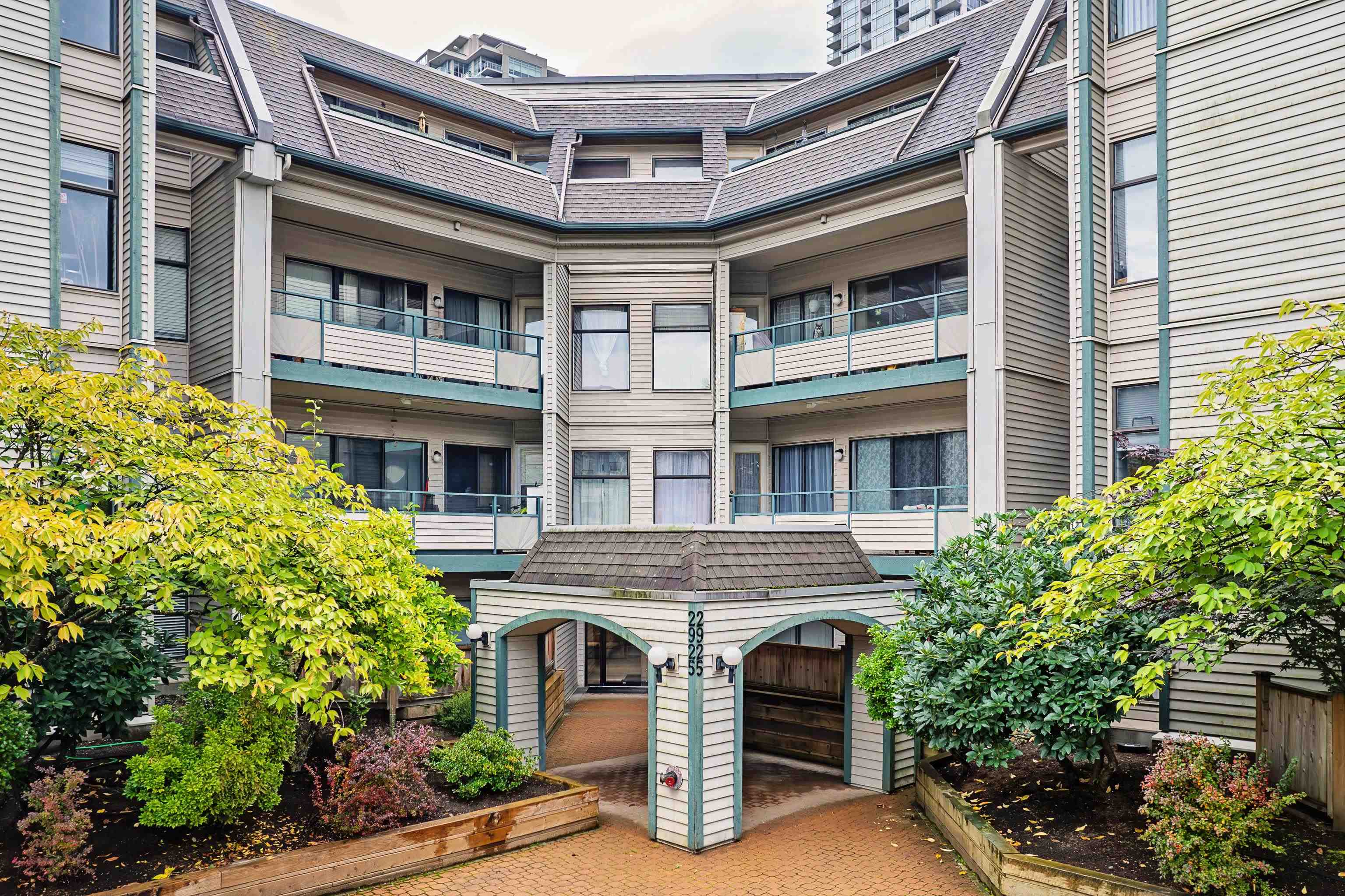 2925 Glen Drive #305, Coquitlam, BC V3B 7H9