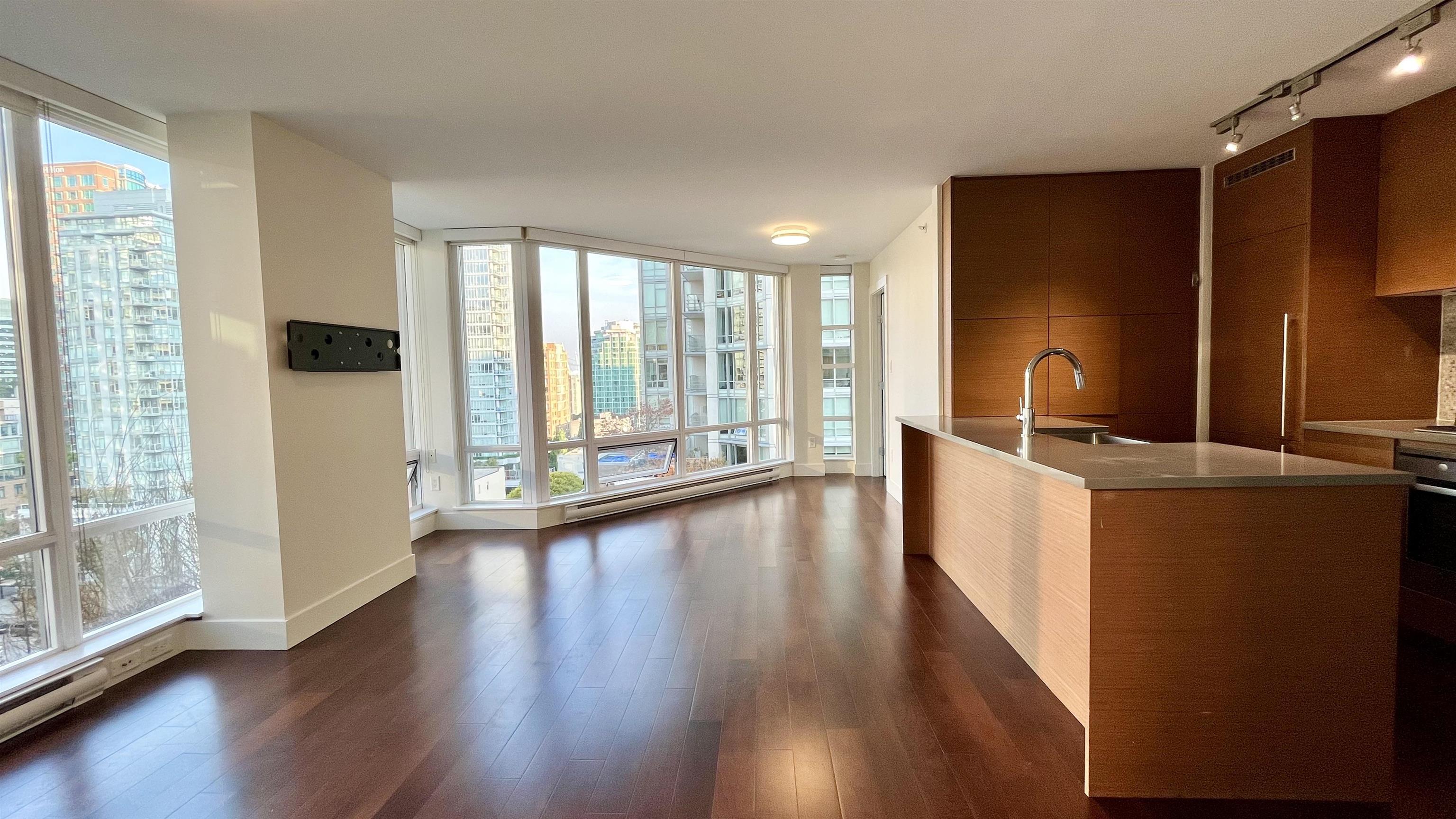 565 Smithe Street #1107, Vancouver, BC V6B 0E4