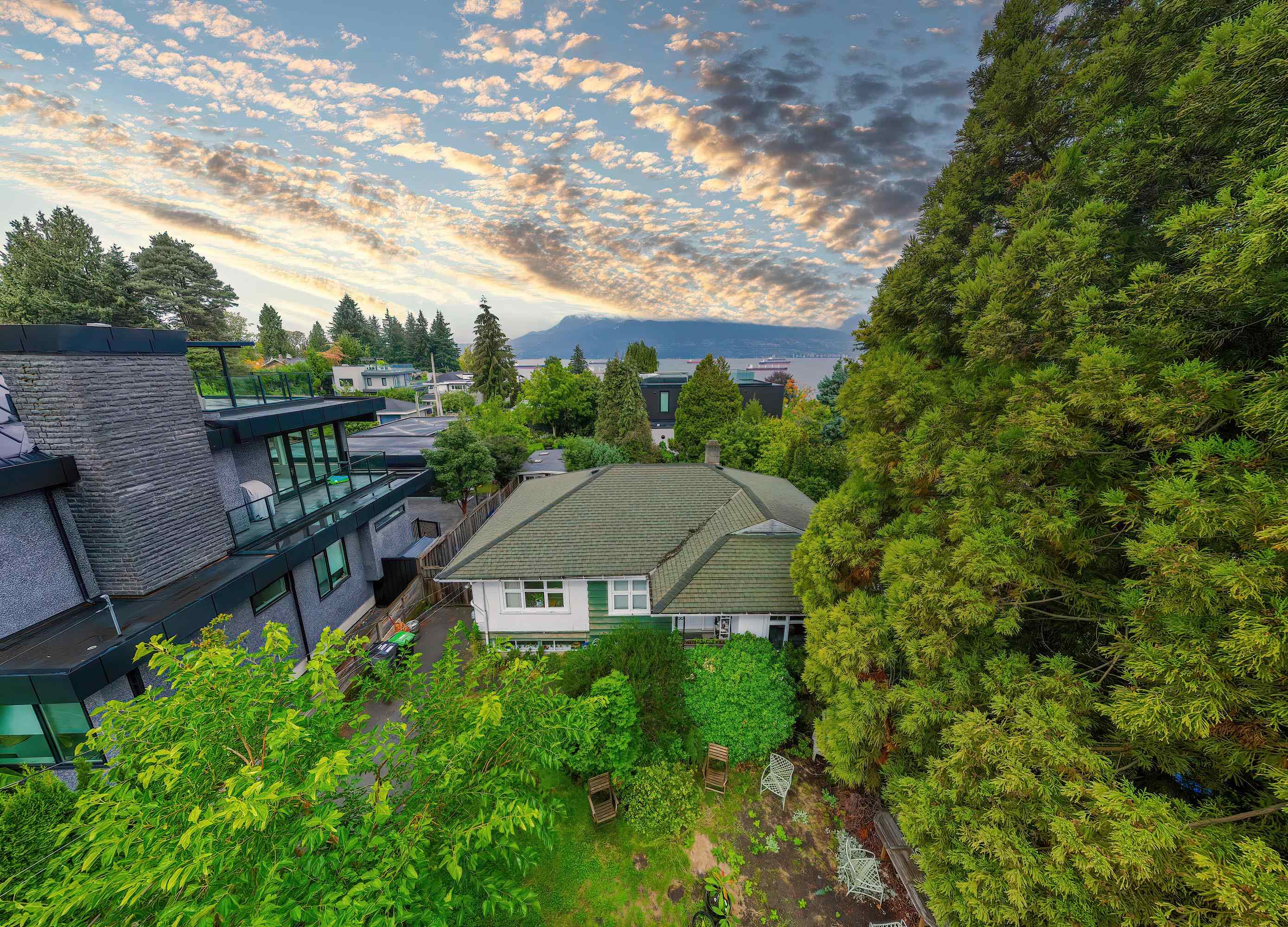 4615 West 4th Avenue, Vancouver, BC V6R 1R6