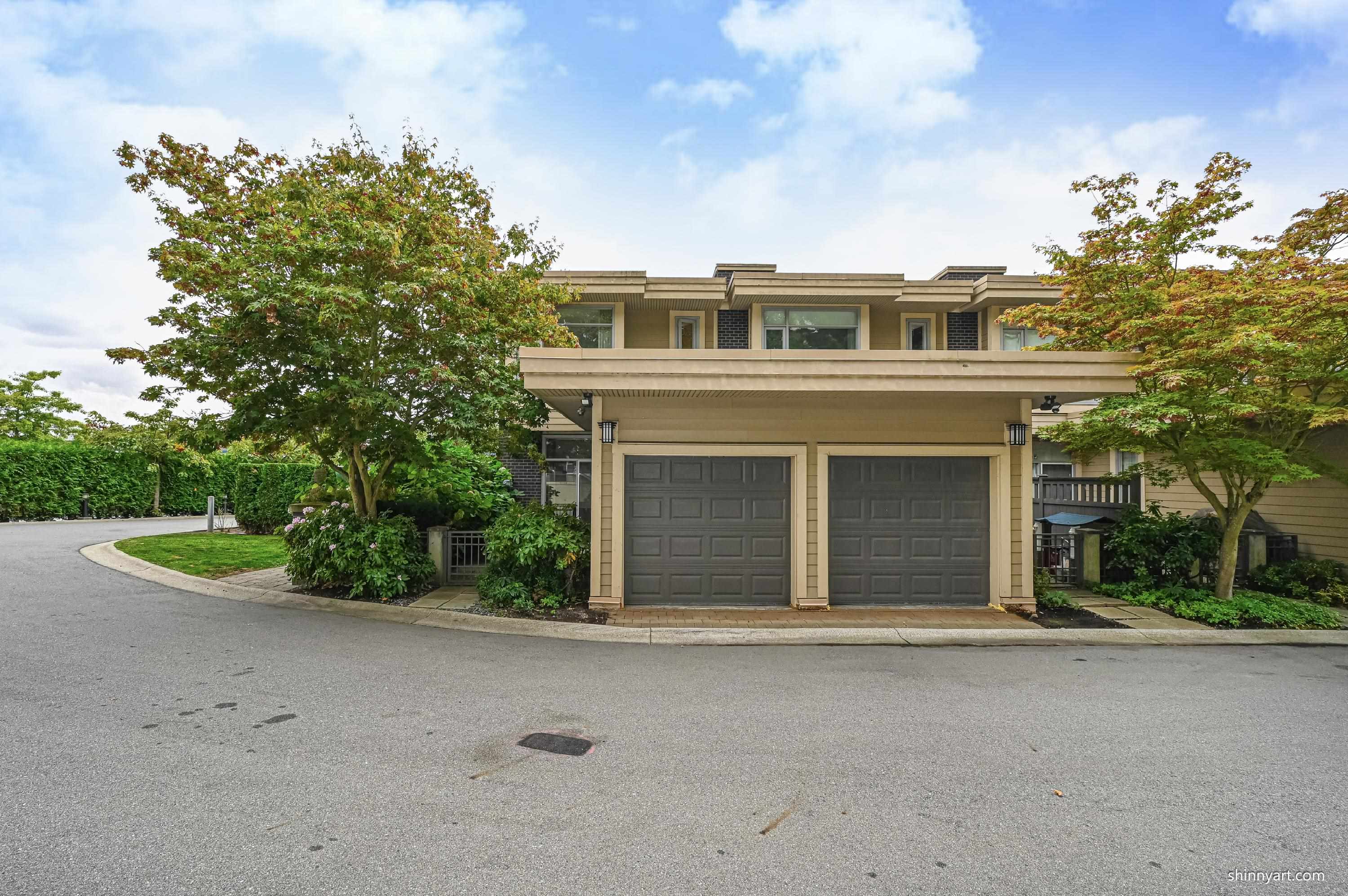 4923 Dawson Street, Burnaby, BC V5C 0G1
