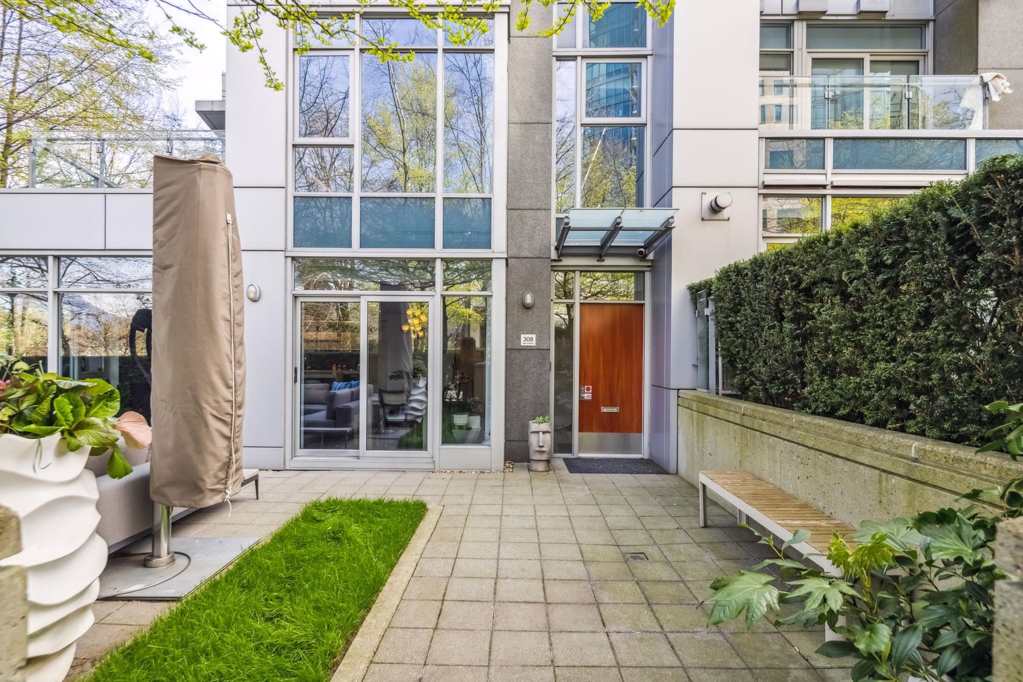 1281 West Cordova Street #th22, Vancouver, BC V6C 3R5