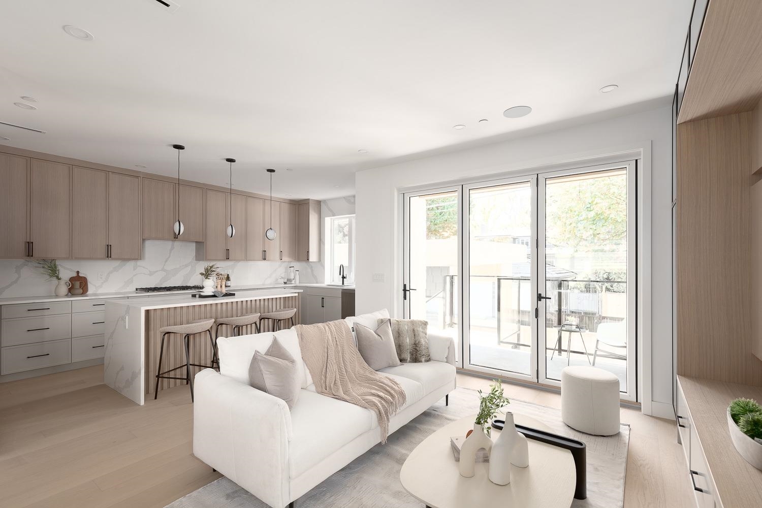5965 Granville Street, Vancouver, BC V6M 3C9