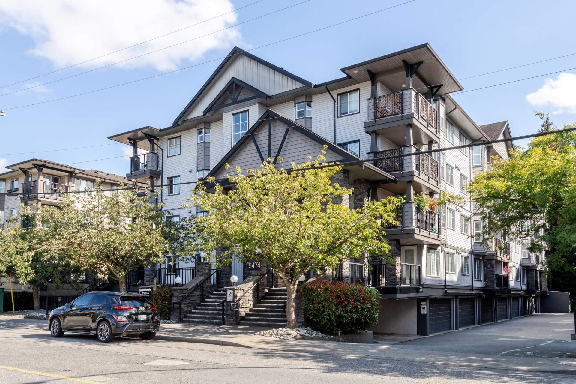 5474 198 Street #409, Langley, BC V3A 1G2