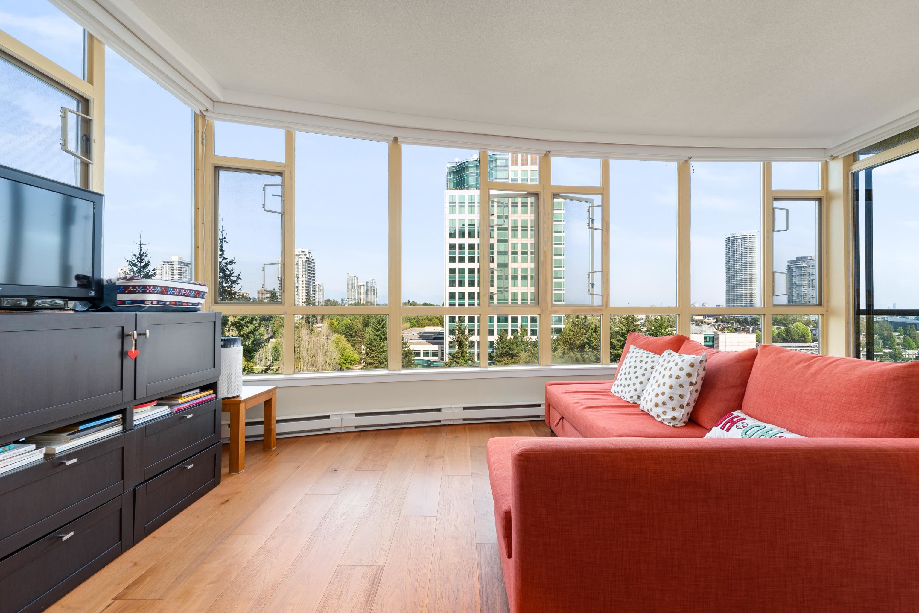 6888 Station Hill Drive #905, Burnaby, BC V3N 4X5