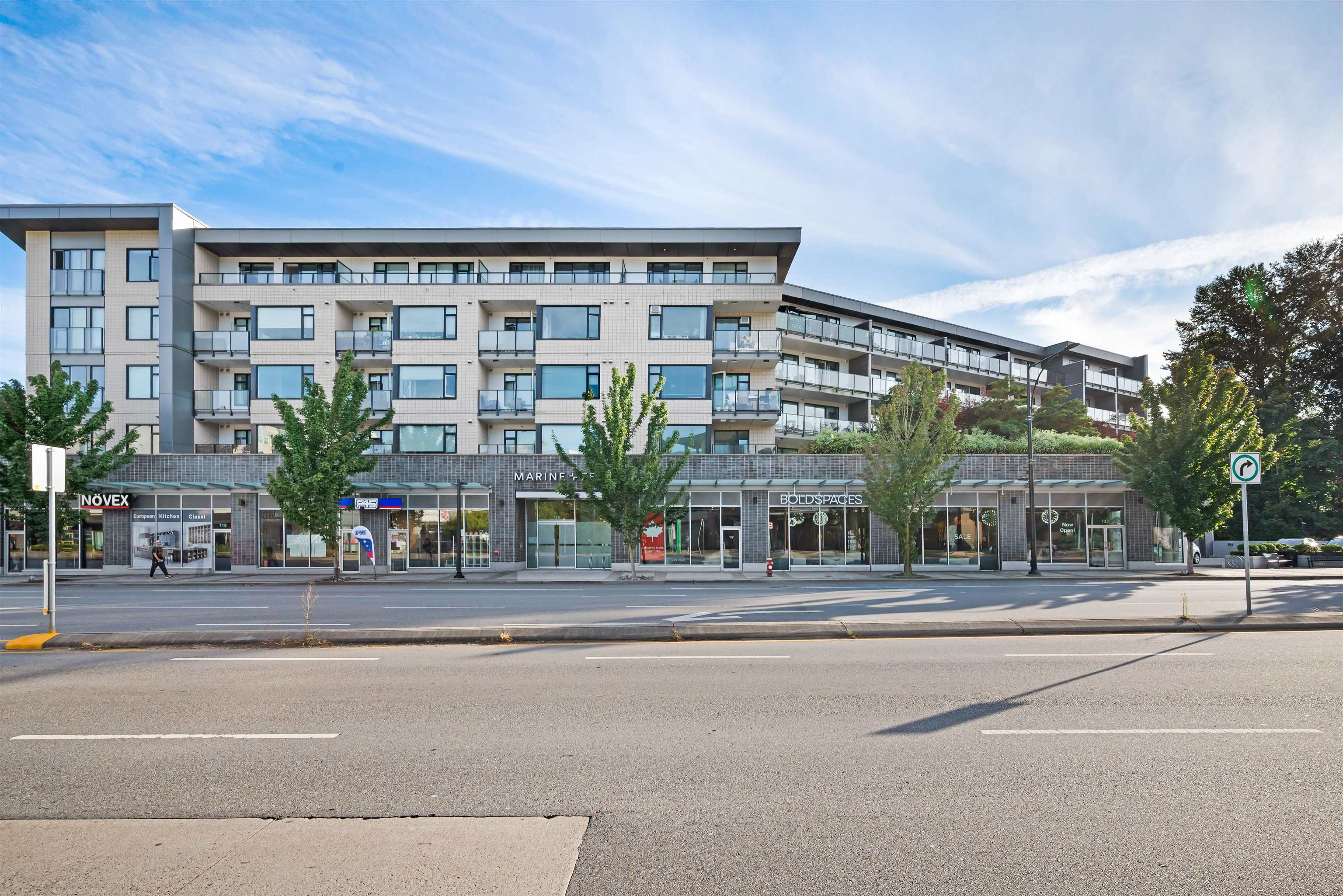 725 Marine Dr #303, North Vancouver, BC V7M 0G2