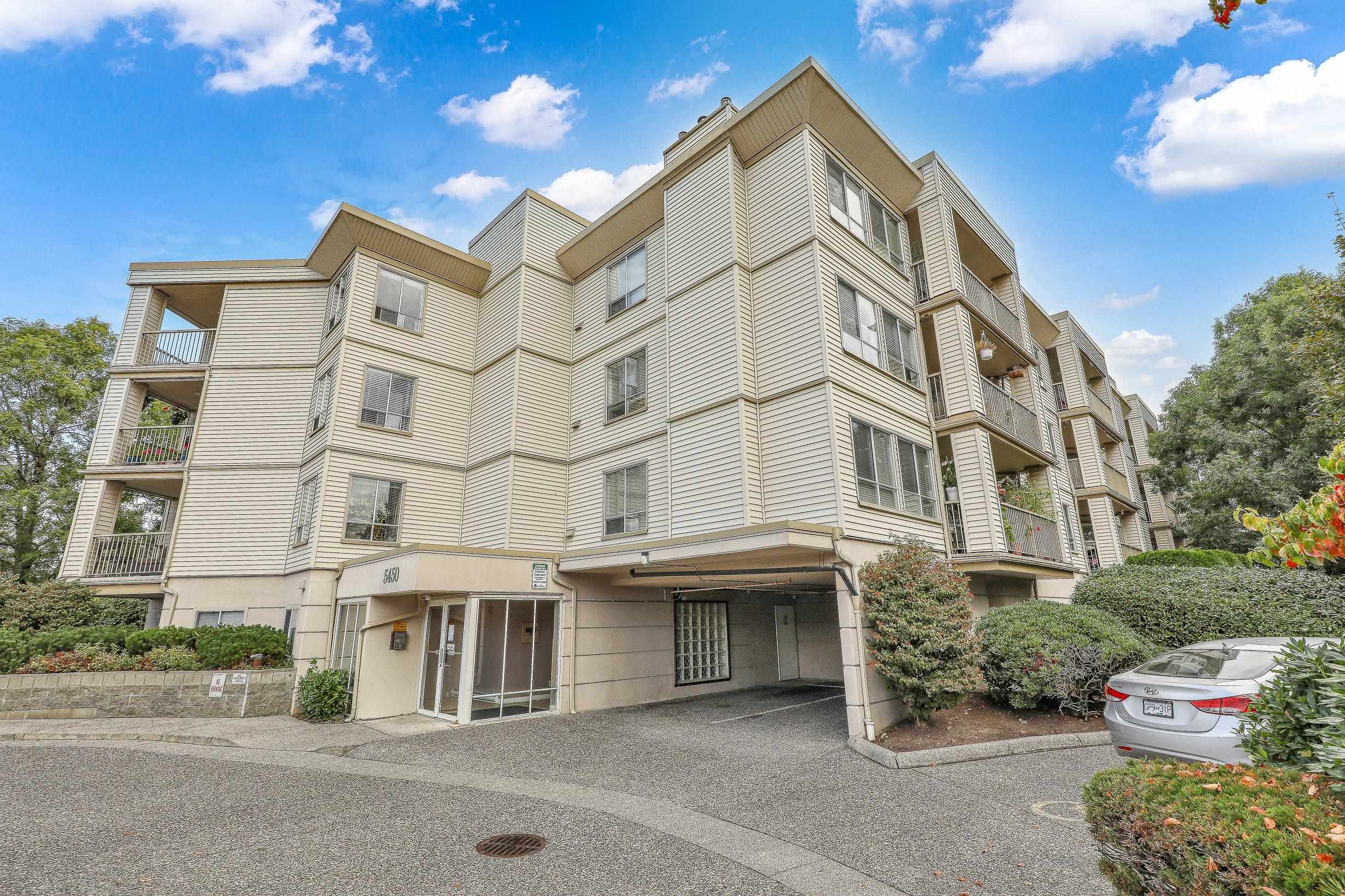 5450 208 Street #201, Langley, BC V3A 2J9