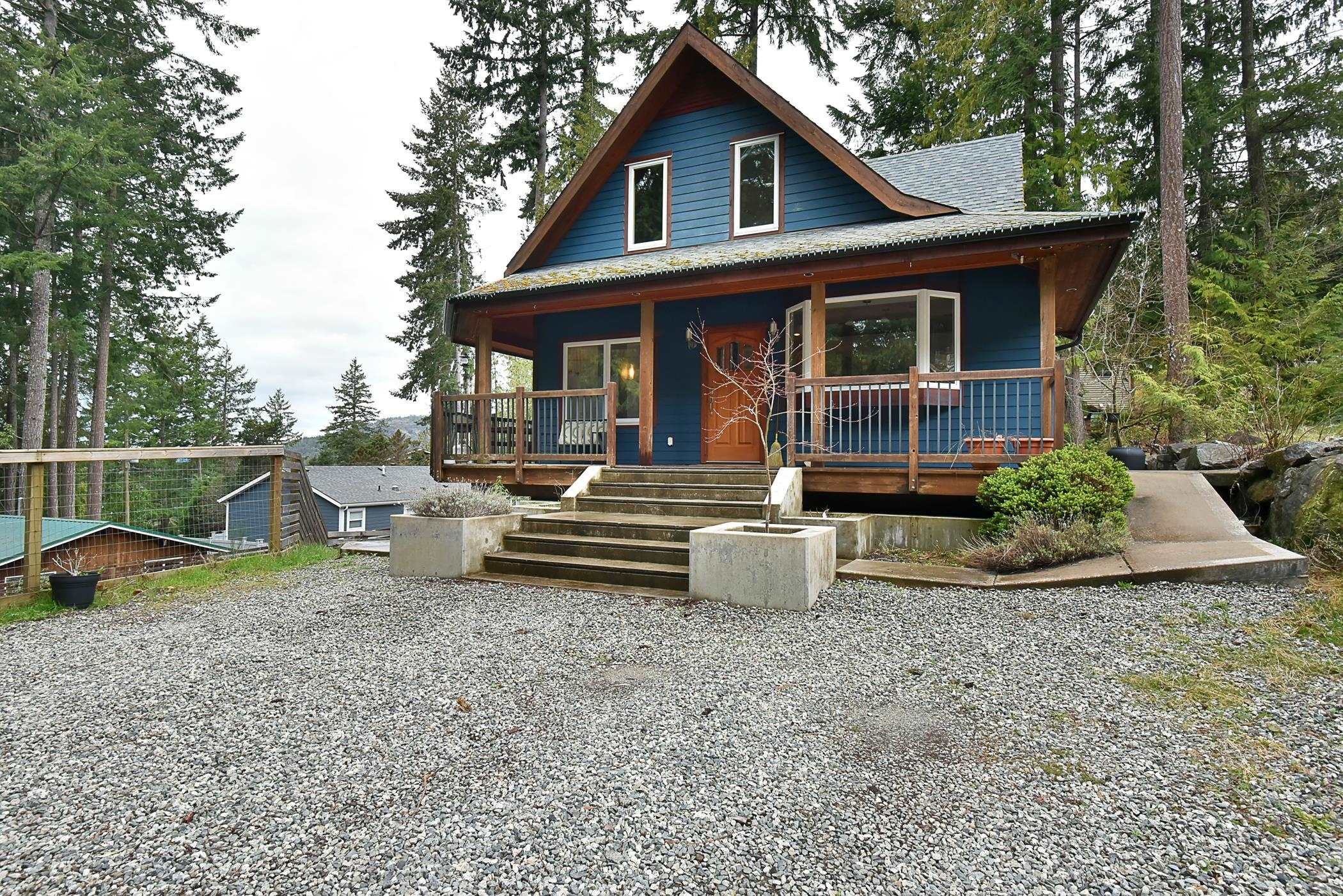 5062 Parkview Rd, Pender Harbour, BC V0N 2H1