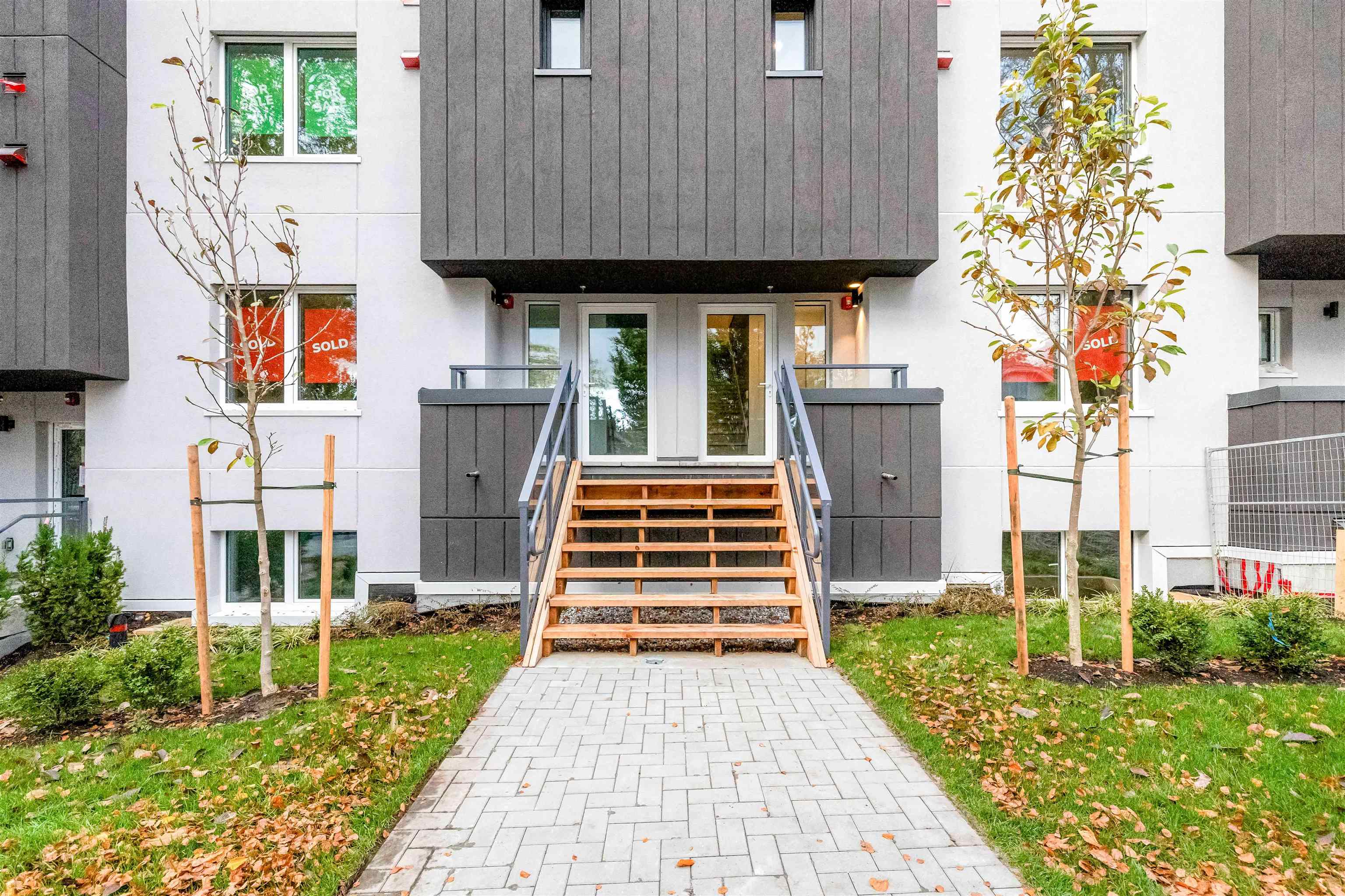 2069 East 1st Avenue, Vancouver, BC V5N 1B6
