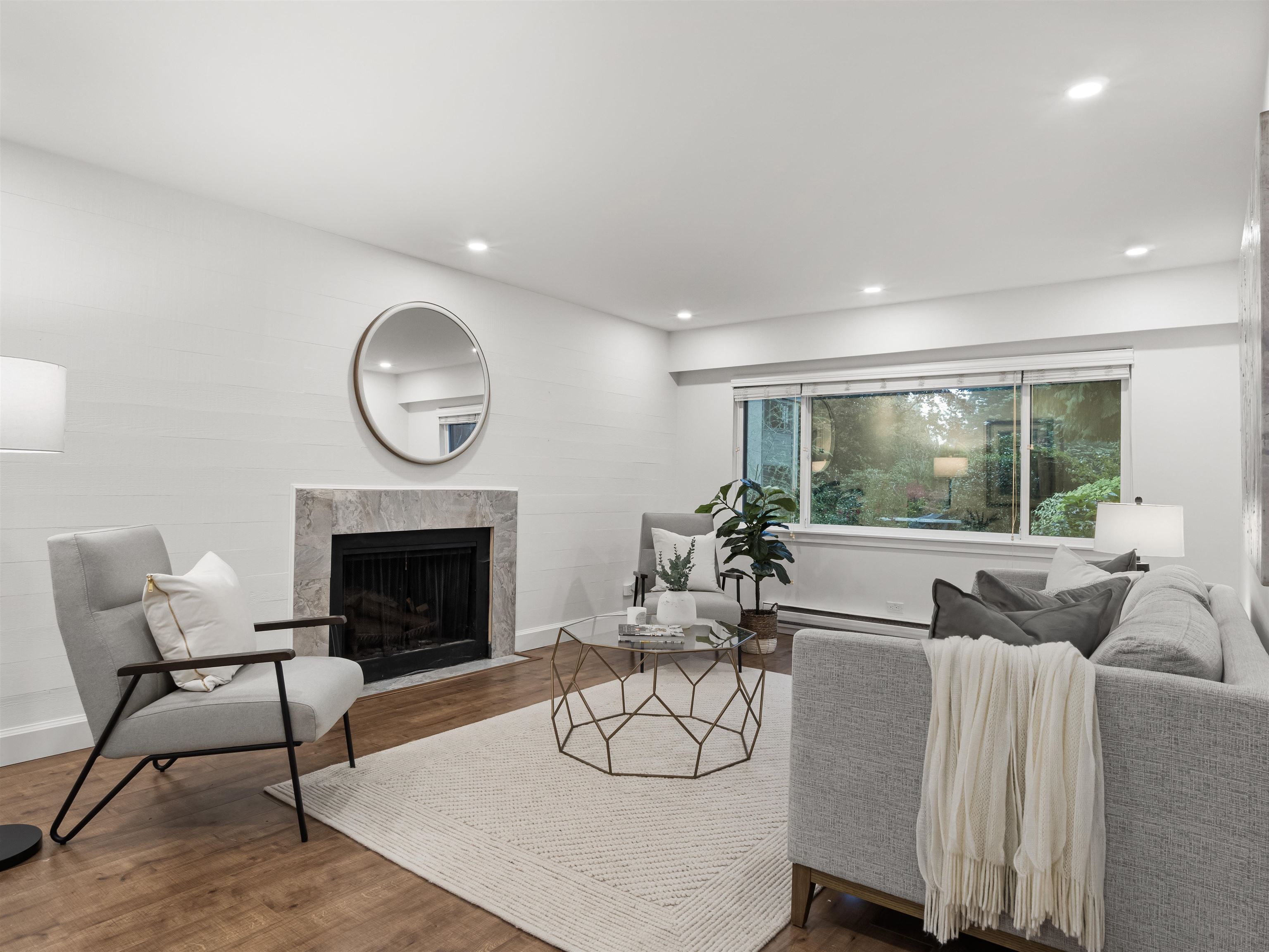 1253 Plateau Drive, North Vancouver, BC V7P 2J3