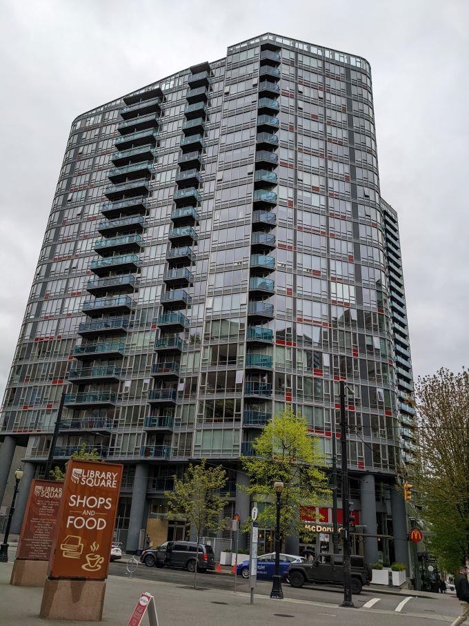 788 Hamilton Street #1811, Vancouver, BC V6B 0E9